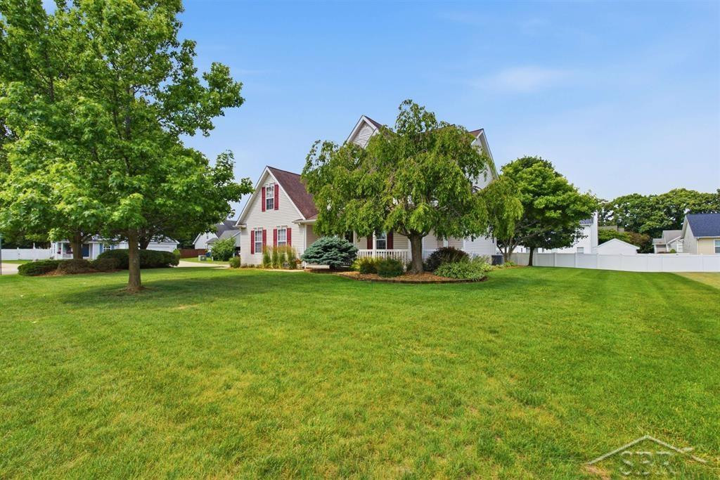 8297 Waxwing Drive, Freeland, MI 48623 — Photo 3