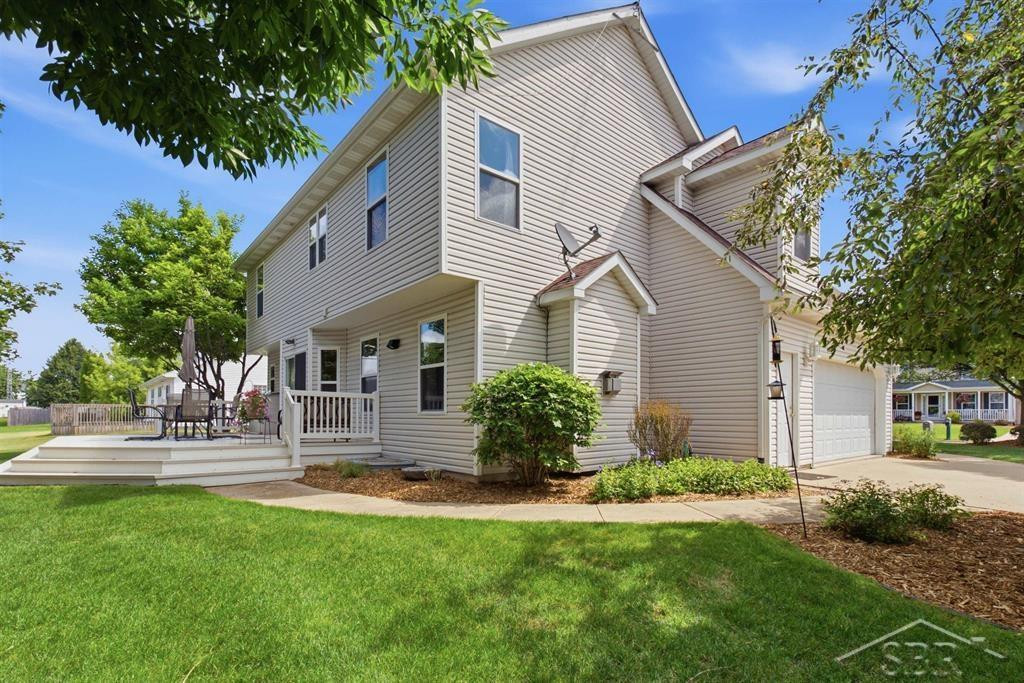 8297 Waxwing Drive, Freeland, MI 48623 — Photo 33