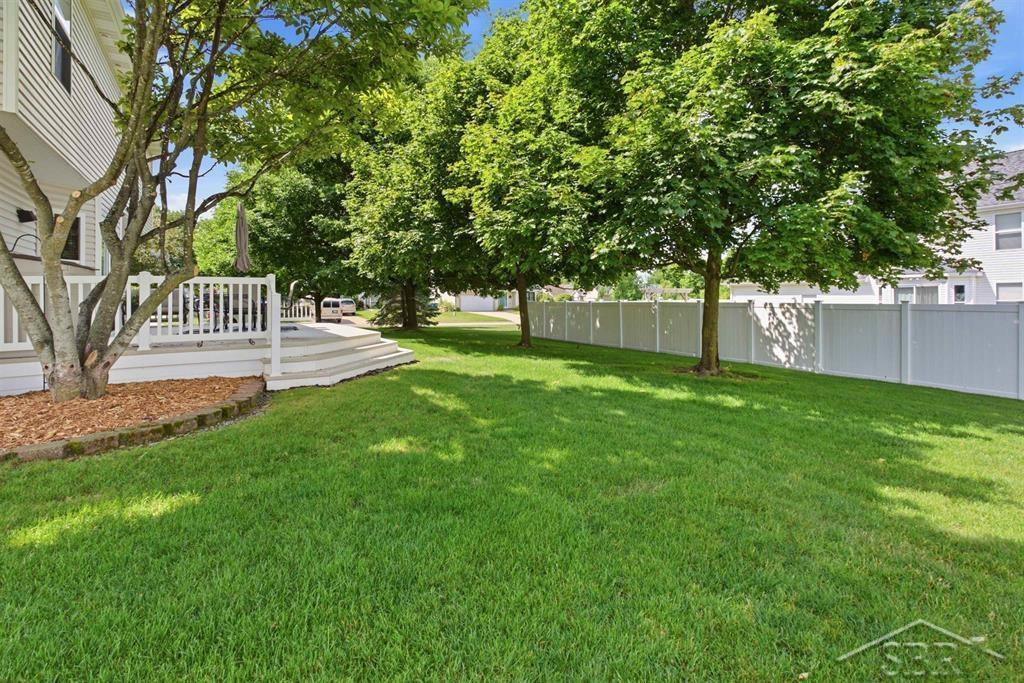 8297 Waxwing Drive, Freeland, MI 48623 — Photo 35
