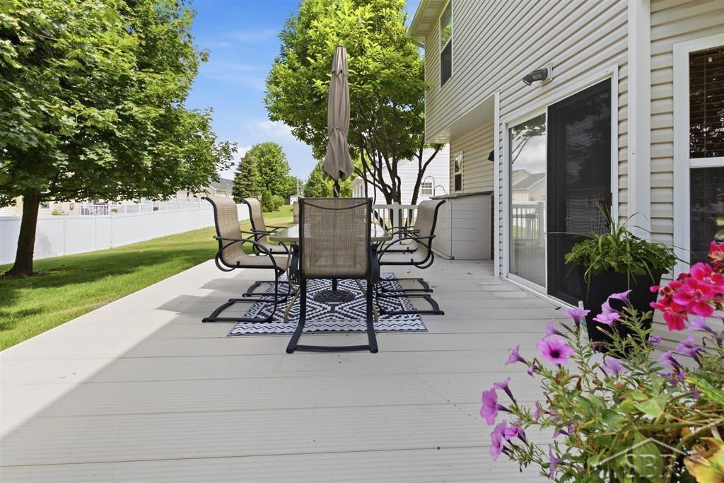 8297 Waxwing Drive, Freeland, MI 48623 — Photo 36