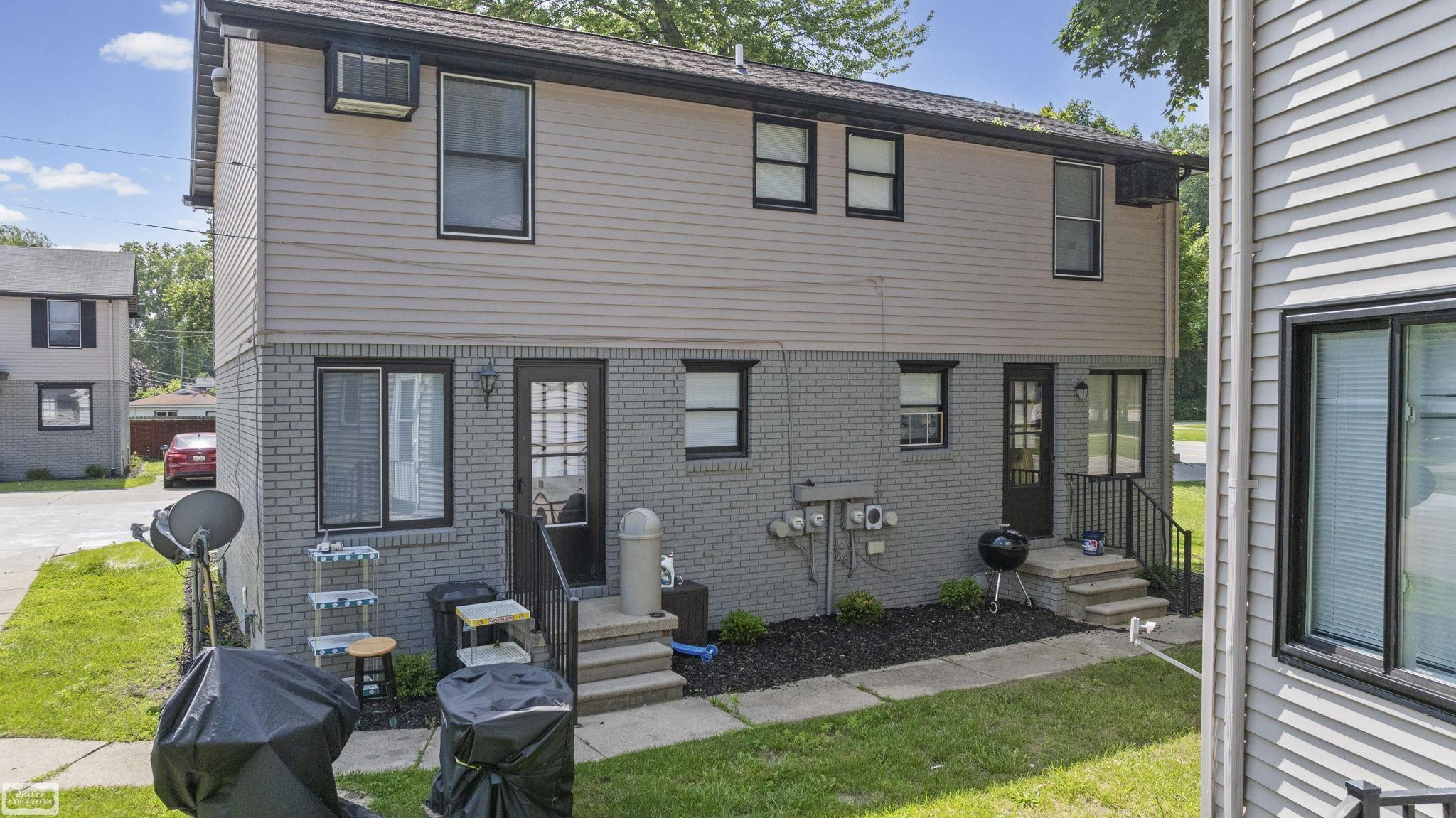 1600 Holland Avenue, Port Huron, MI 48060 — Photo 8