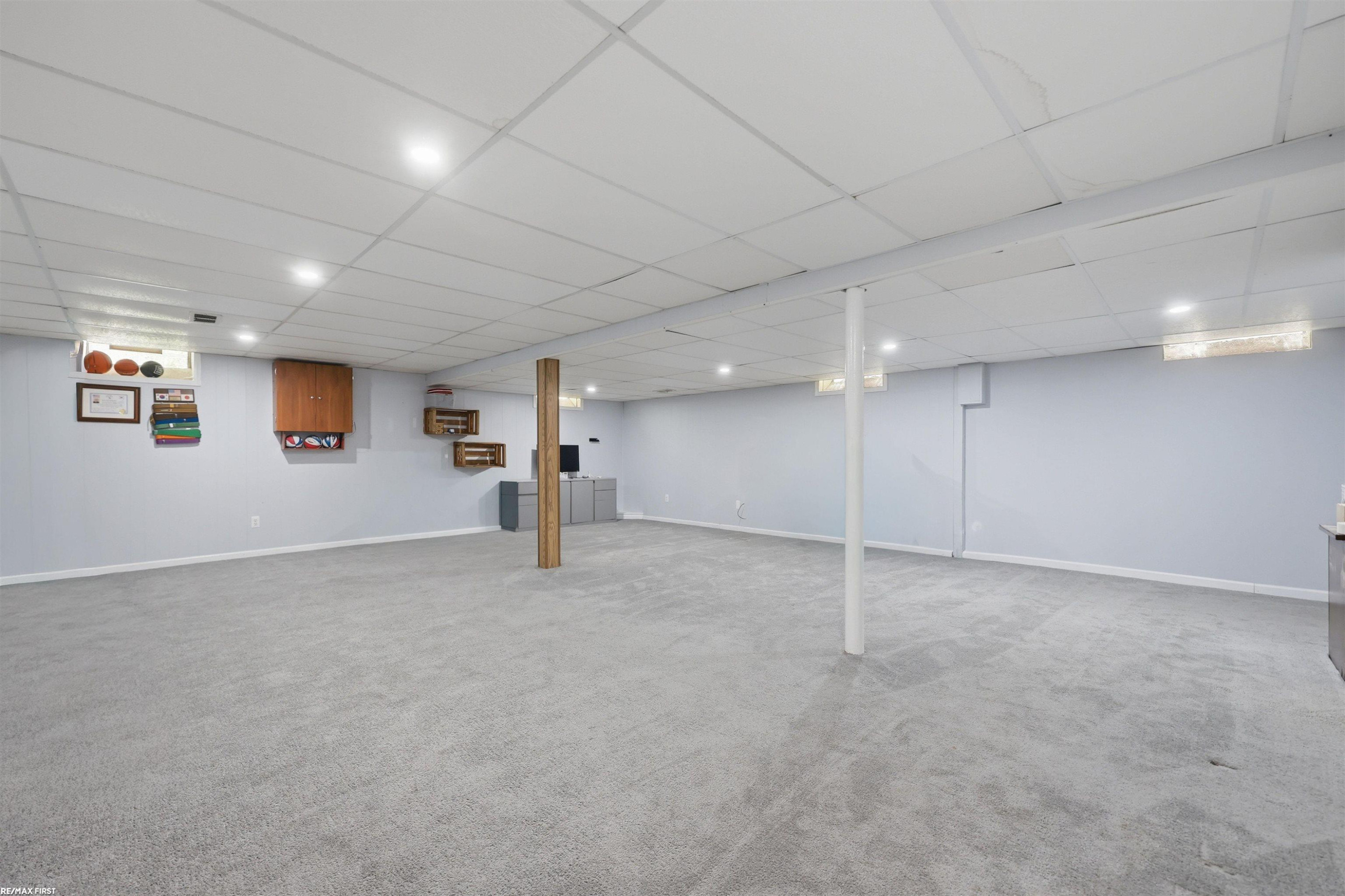 49861 Valley Drive, Shelby Twp, MI 48317 — Photo 43