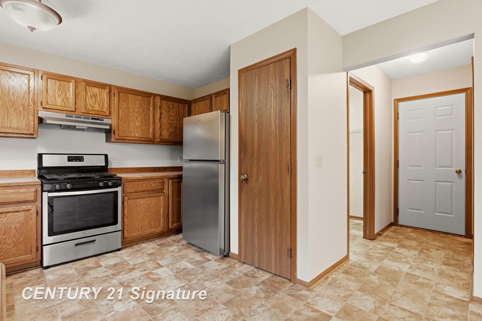7944-7946 Rivercrest Court, Freeland, MI 48623 — Photo 13