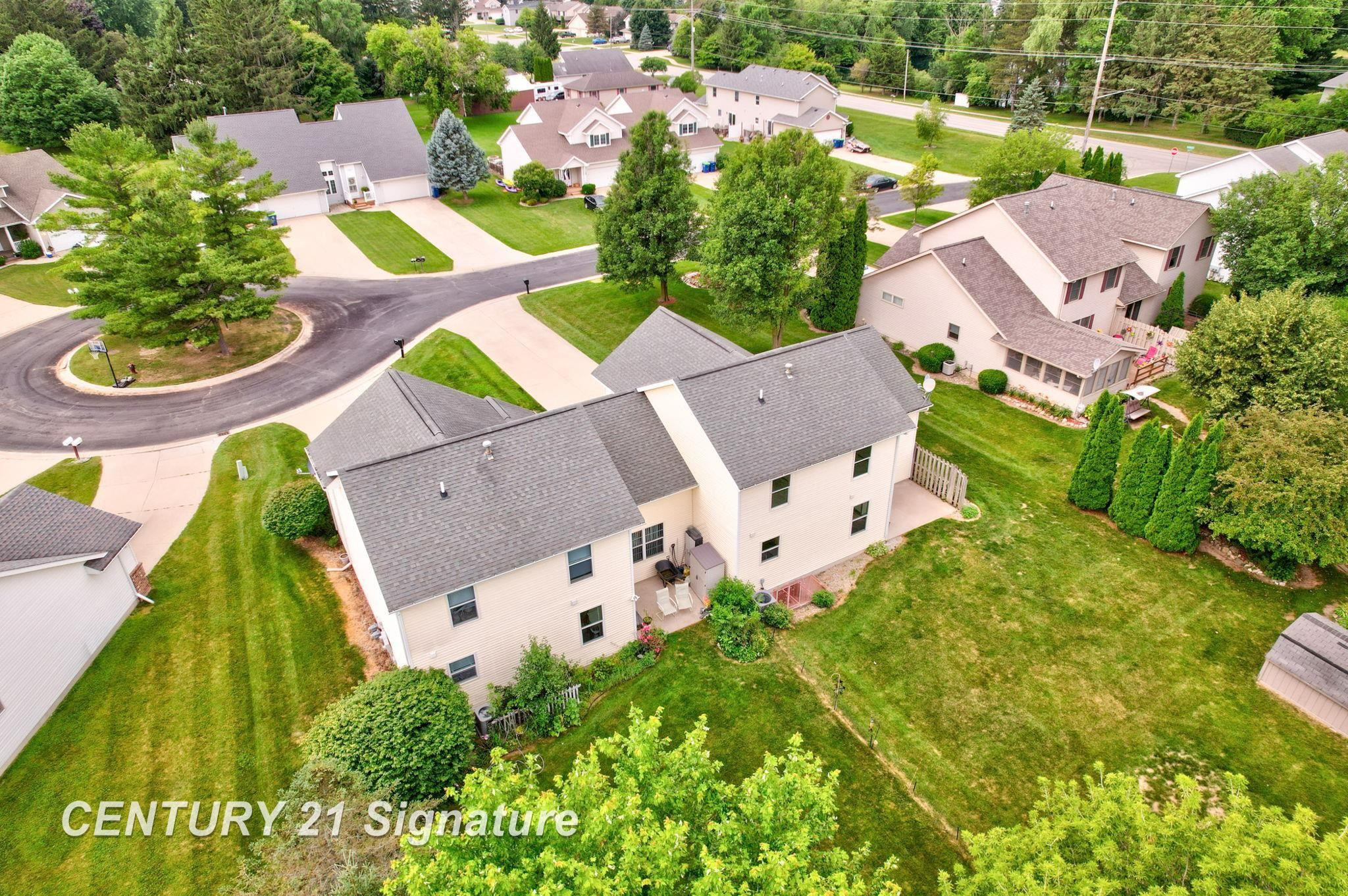 7944-7946 Rivercrest Court, Freeland, MI 48623 — Photo 39