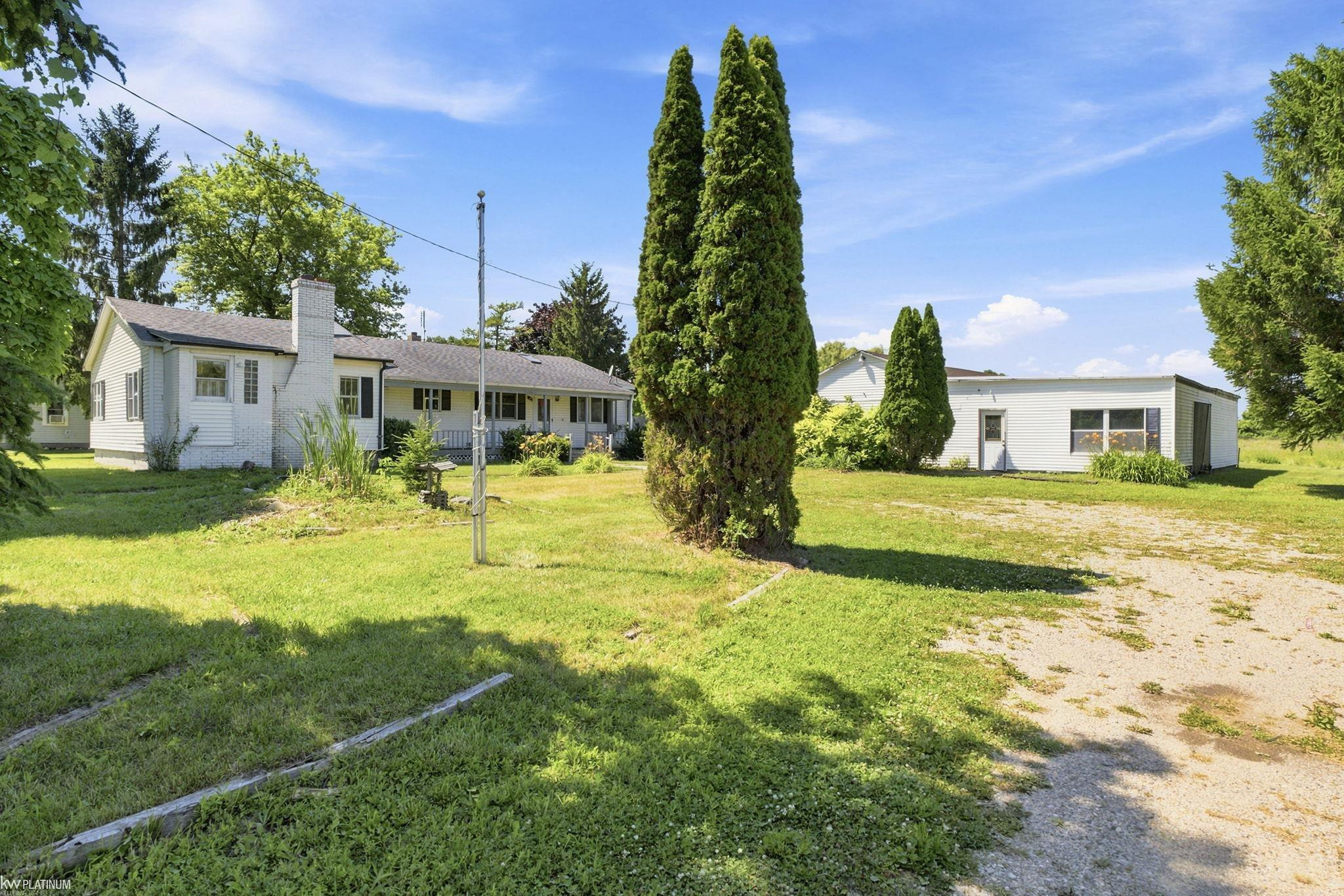 6098 Burtch Road, MI 48032 — Photo 3