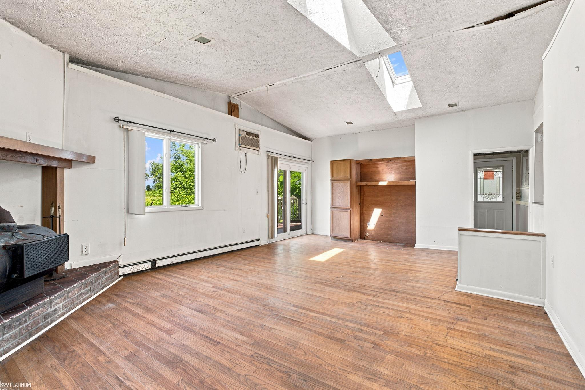 6098 Burtch Road, MI 48032 — Photo 7