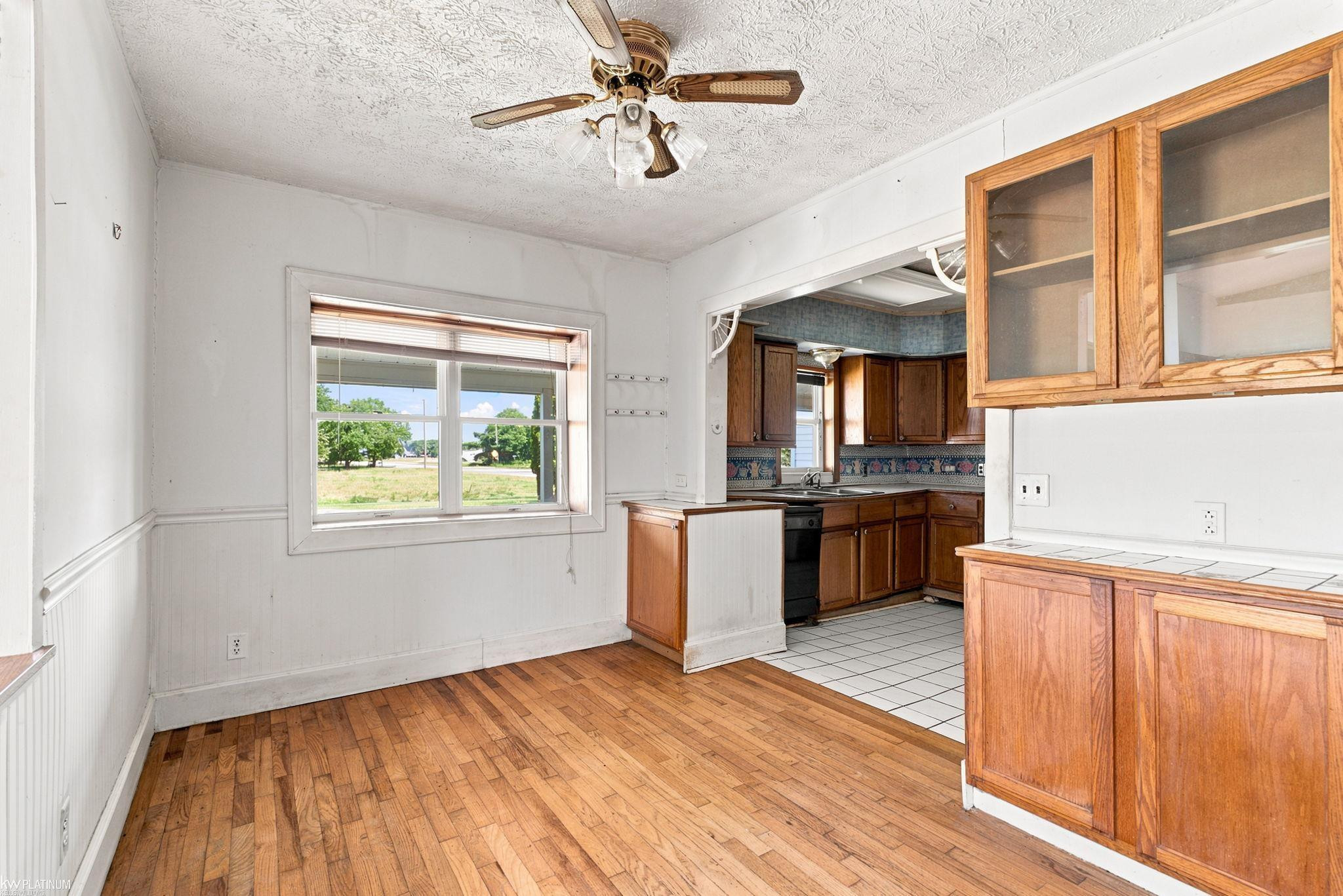 6098 Burtch Road, MI 48032 — Photo 8