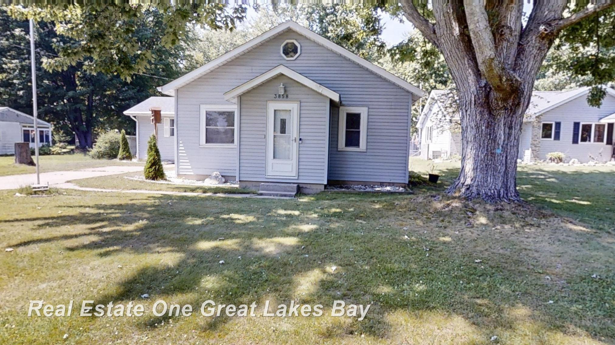 3858 Clutier Road, Saginaw, MI 48601 — Photo 2