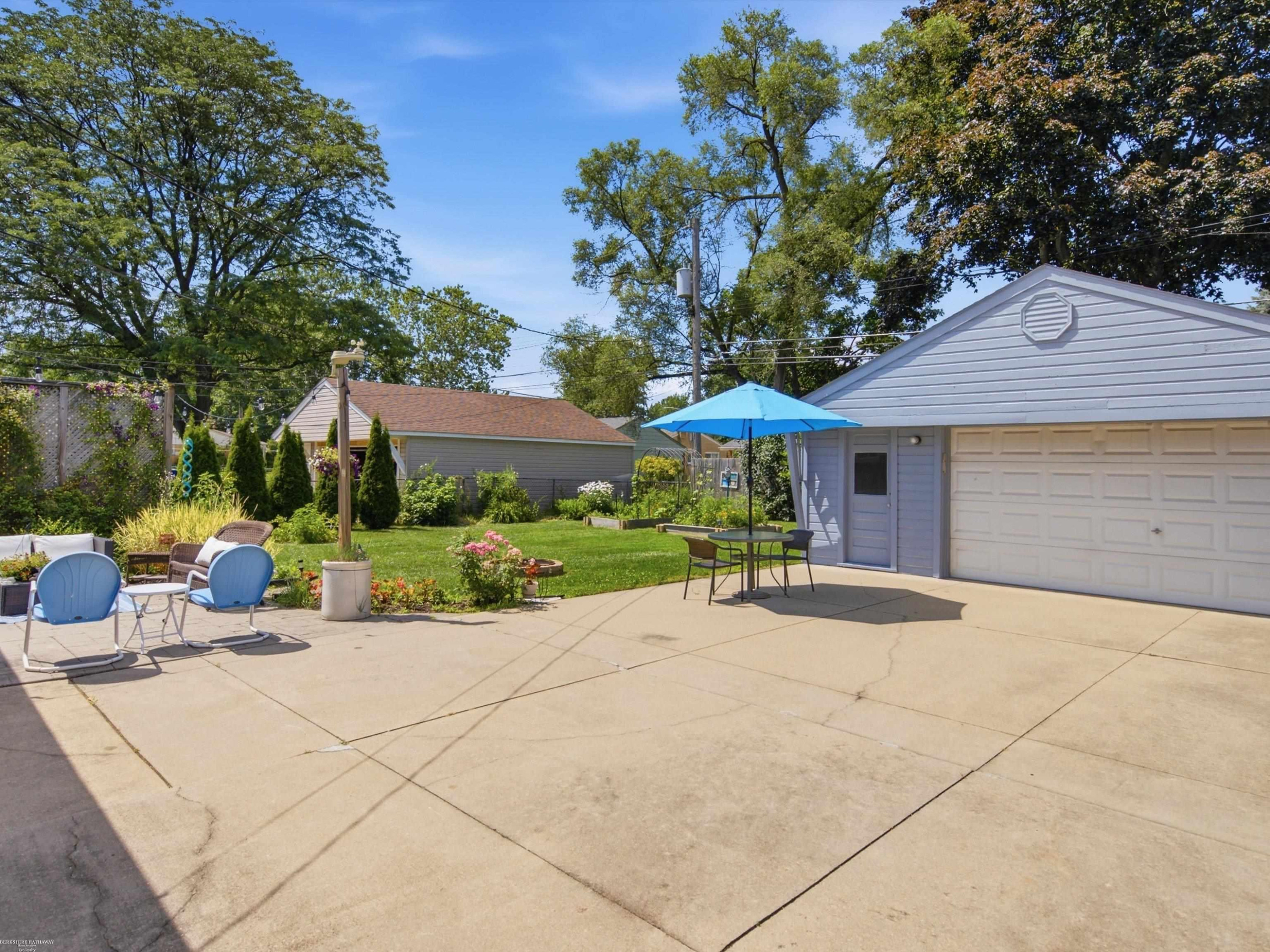 5539 Hartlein Drive, Warren, MI 48092 — Photo 28