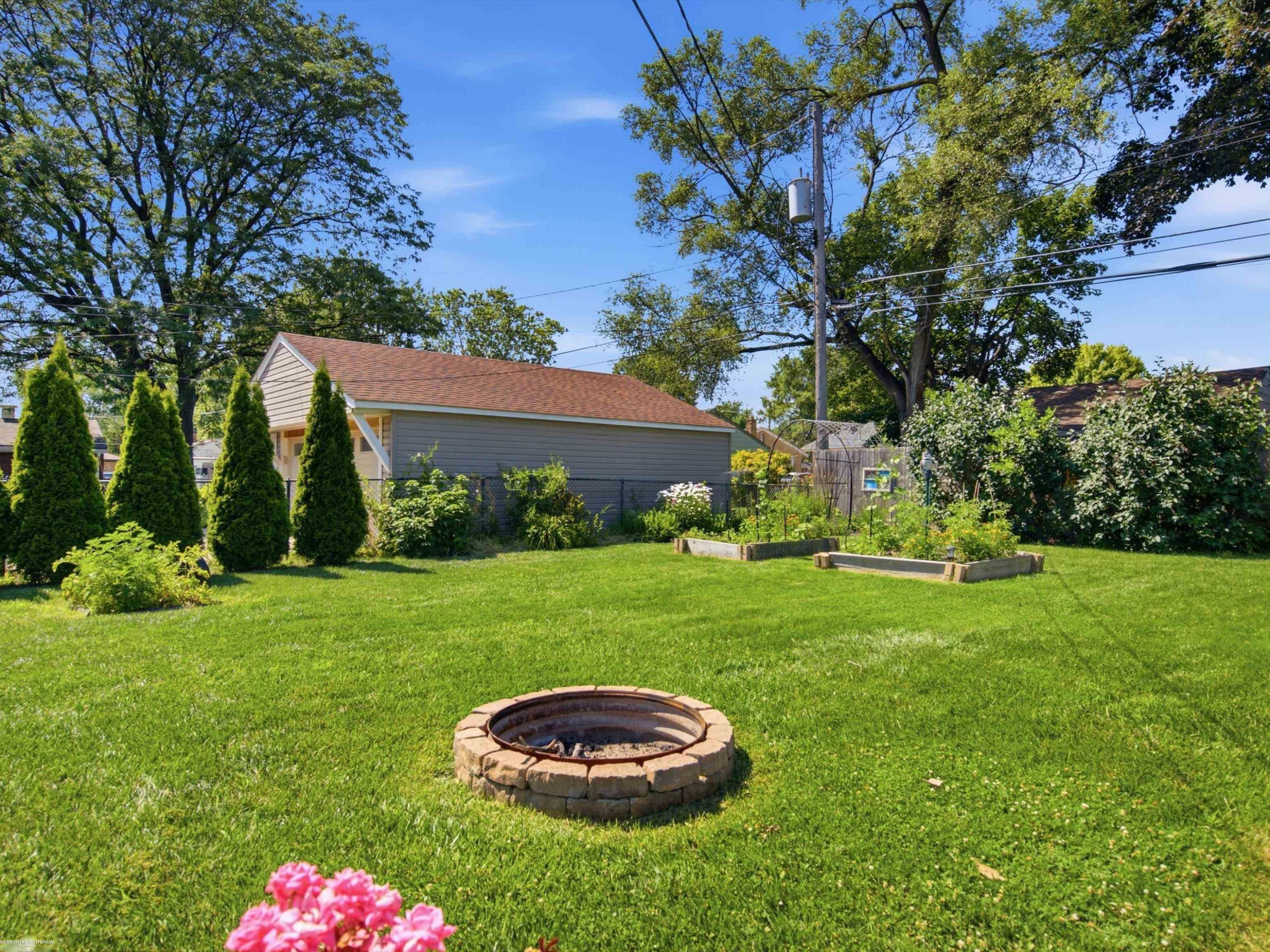 5539 Hartlein Drive, Warren, MI 48092 — Photo 34