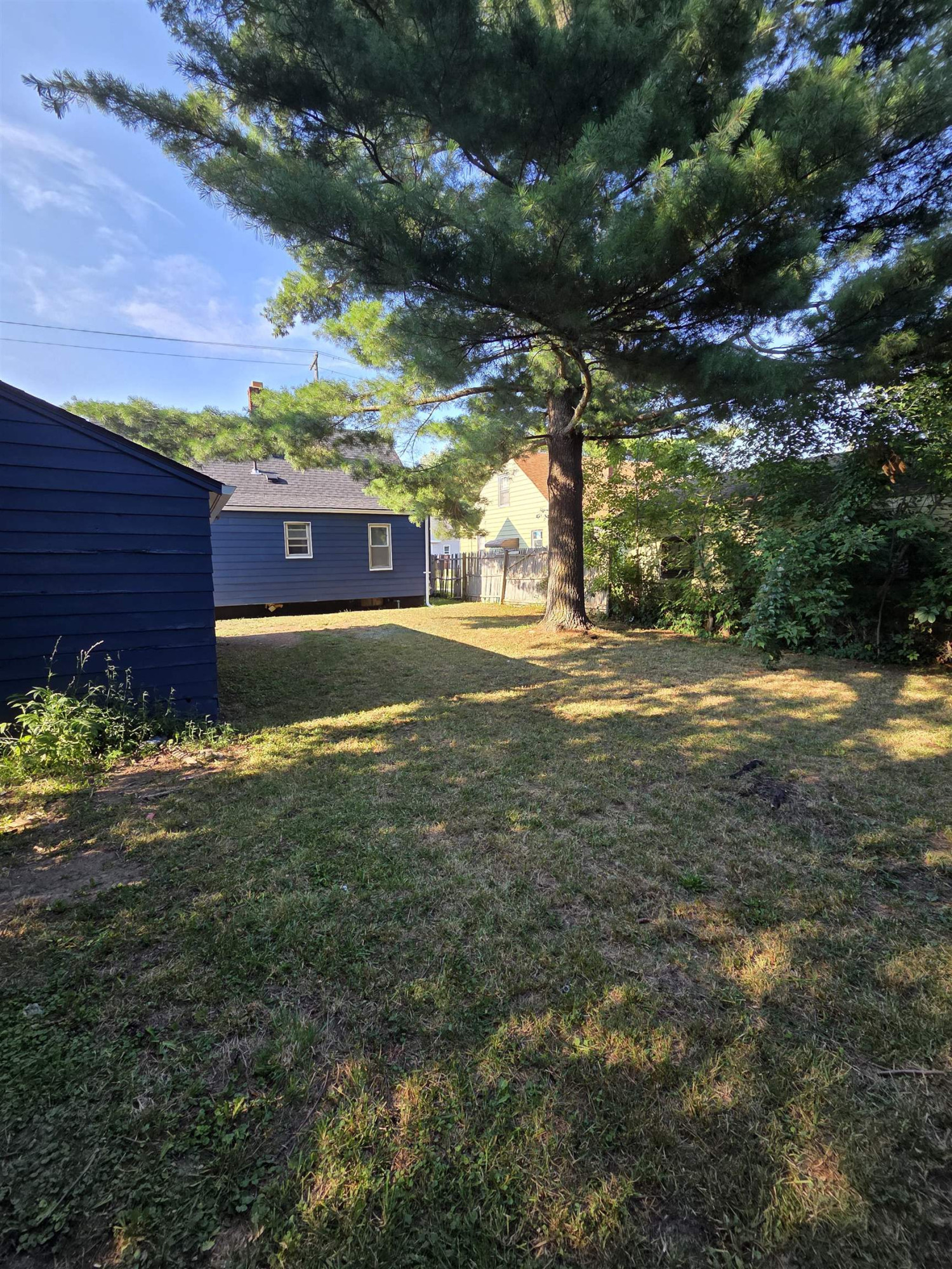 3361 W Ridgeway Avenue, Flint, MI 48504 — Photo 3