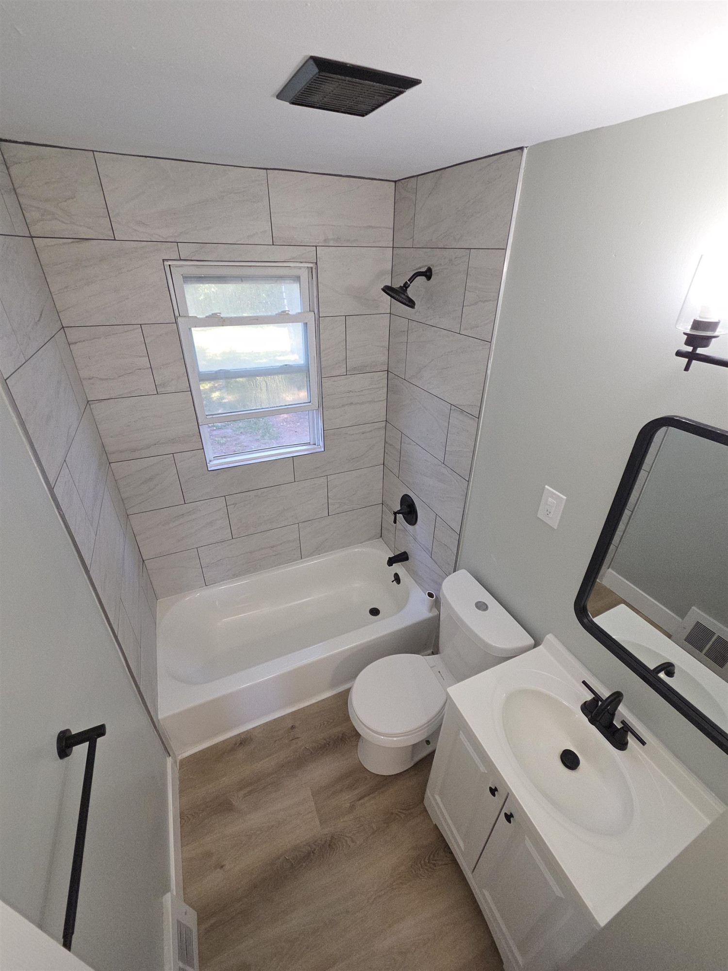 3361 W Ridgeway Avenue, Flint, MI 48504 — Photo 12