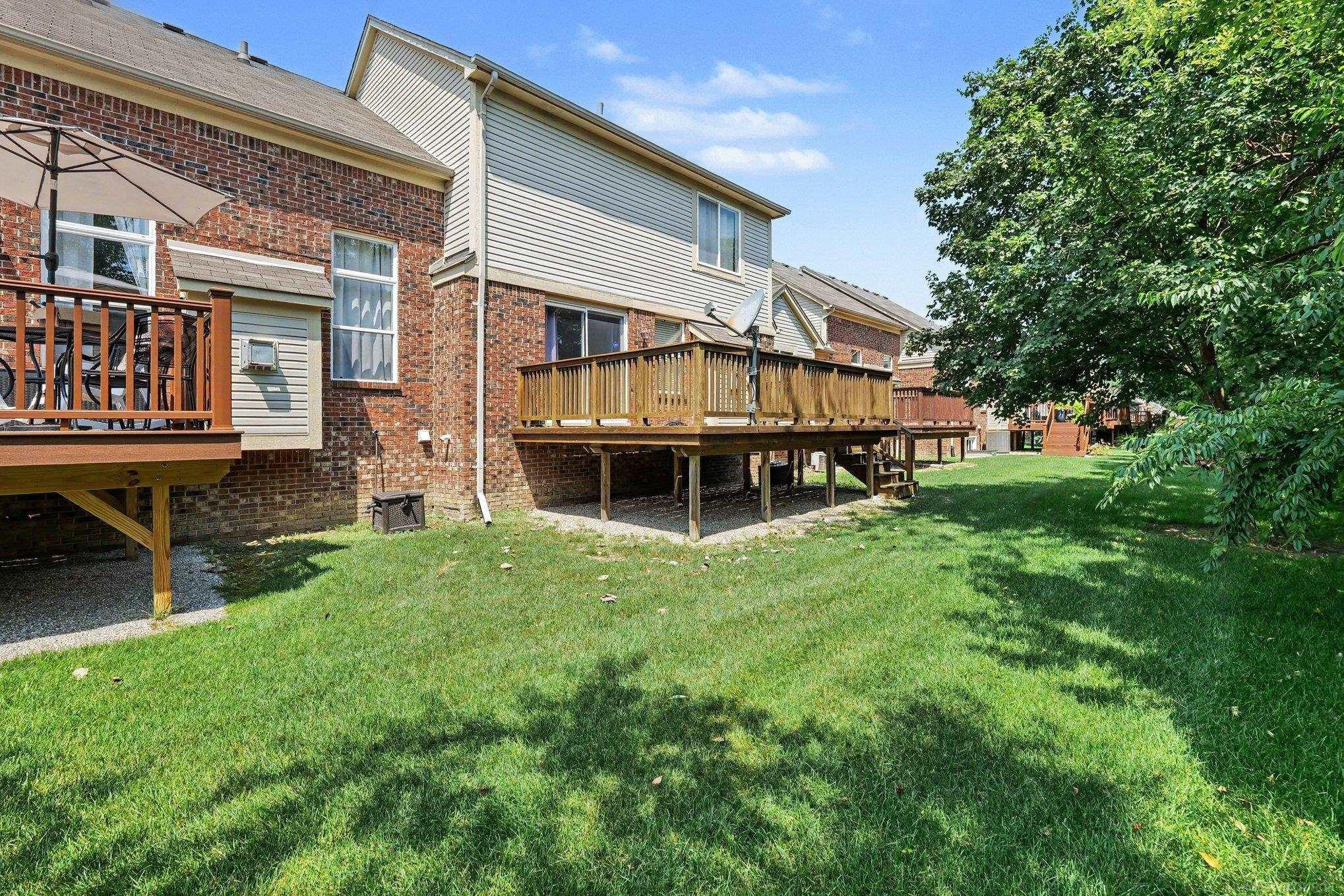 45658 Rathmore Street, MI 48044 — Photo 26