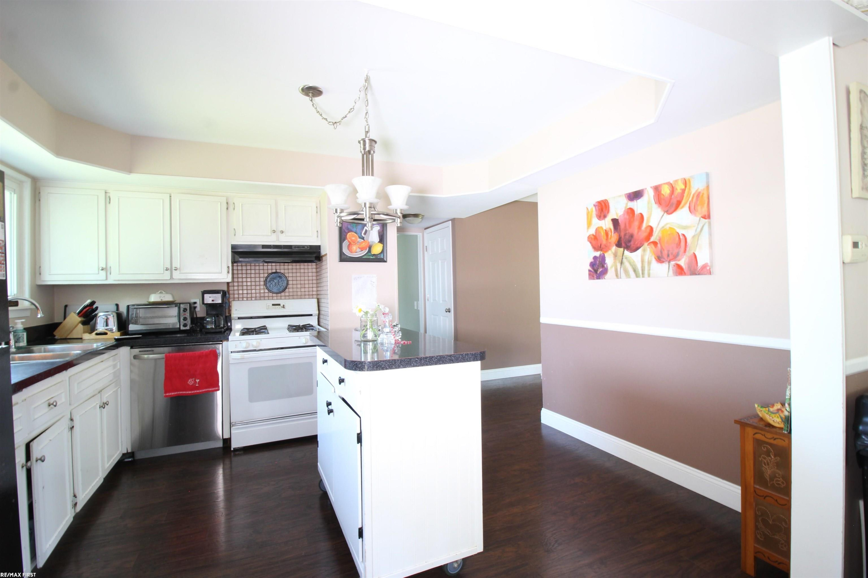 40147 Spitz Drive, Sterling Heights, MI 48313 — Photo 7