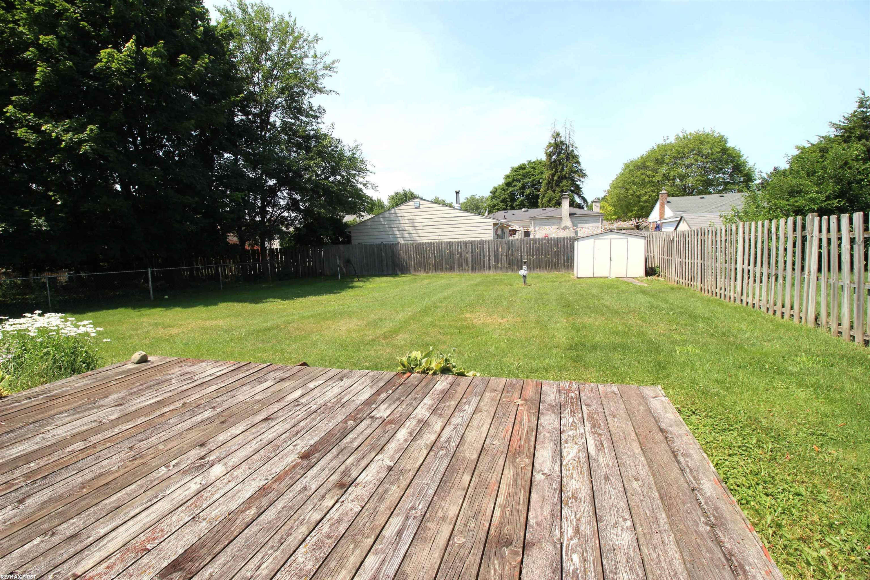 40147 Spitz Drive, Sterling Heights, MI 48313 — Photo 19