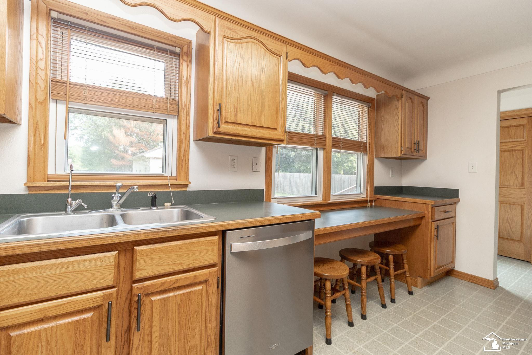 4216 W Samaria Road, Temperance, MI 48182 — Photo 12