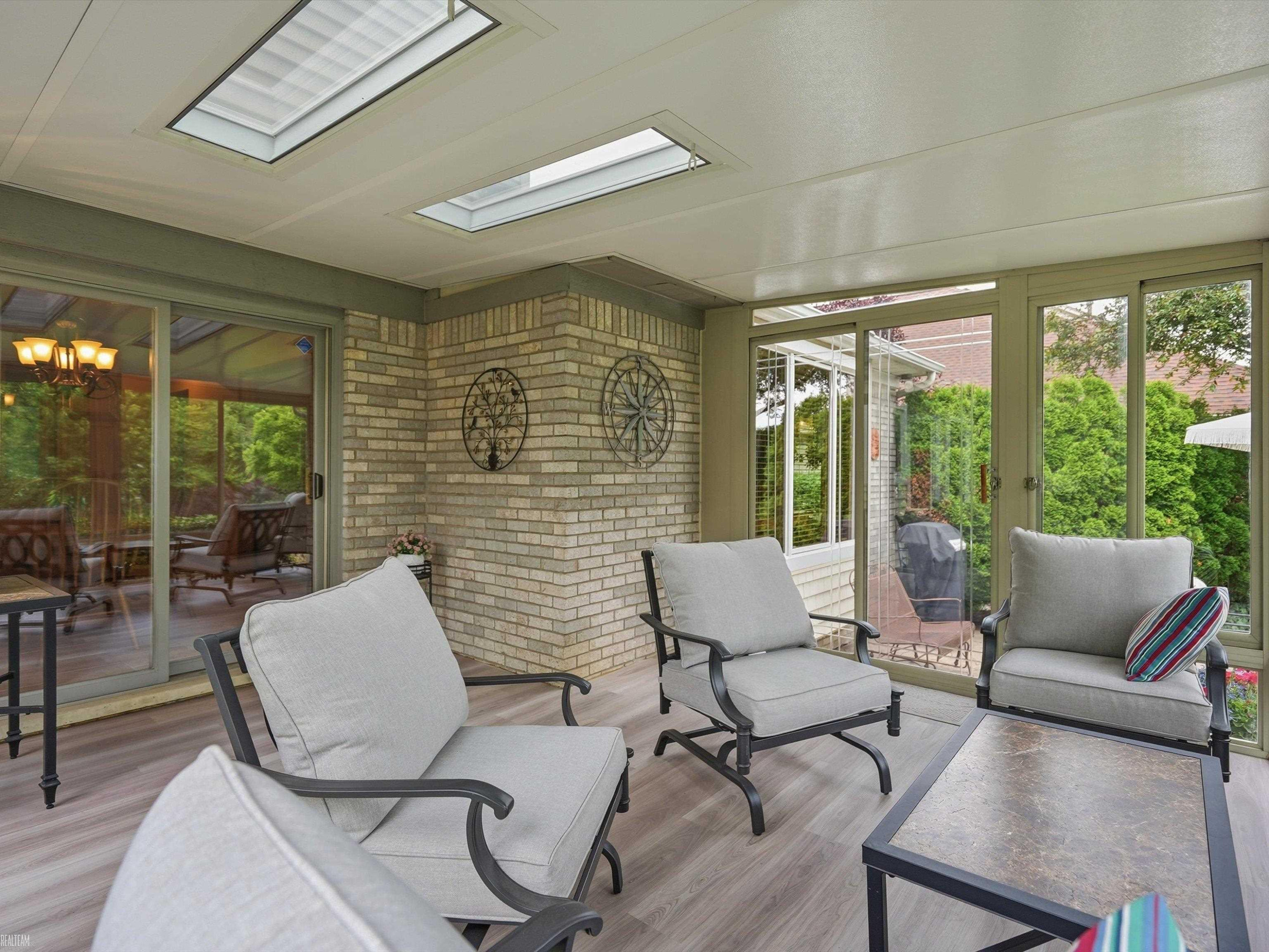 46288 Glen Pointe Drive, Shelby Twp, MI 48315 — Photo 22