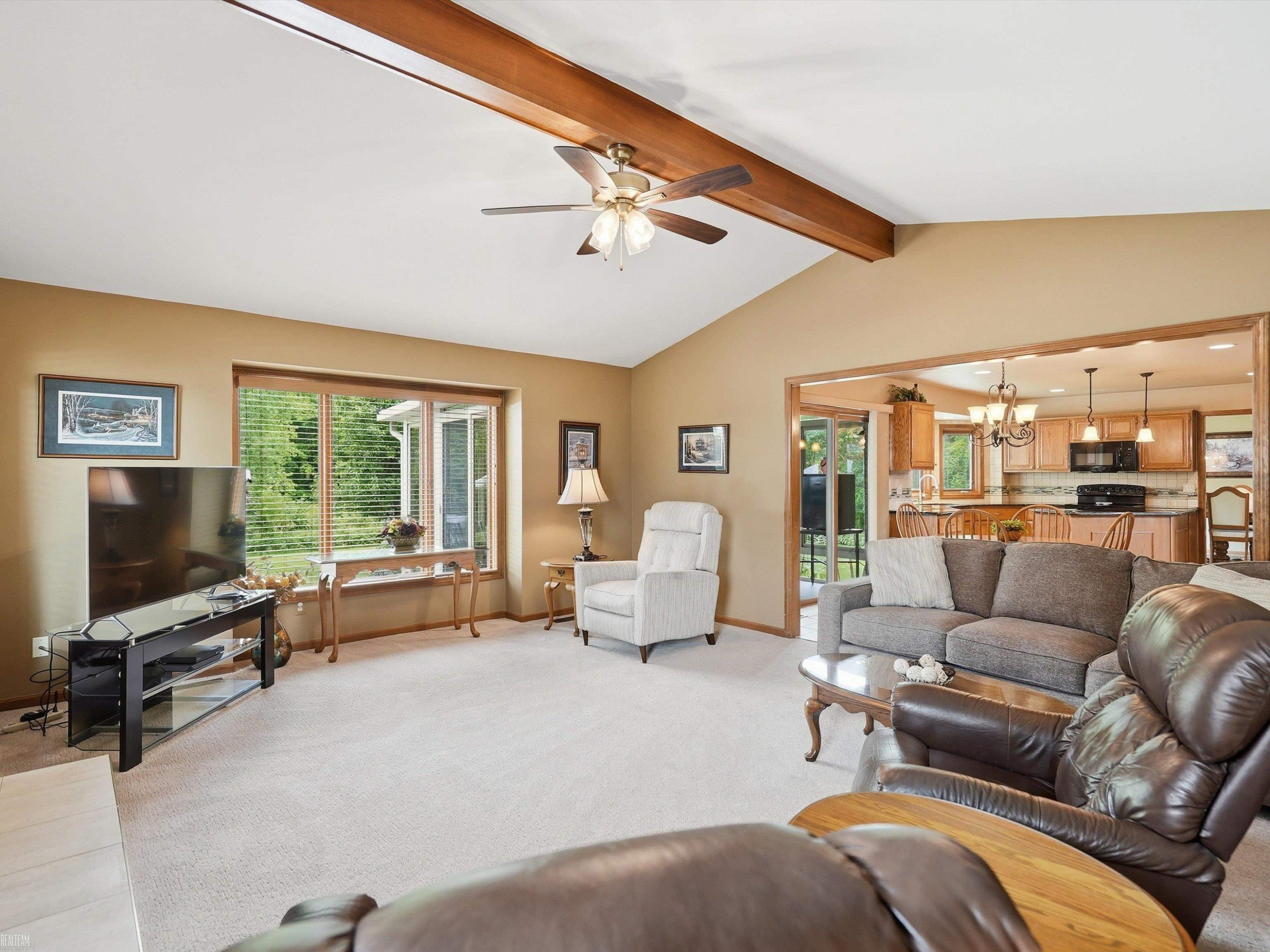 46288 Glen Pointe Drive, Shelby Twp, MI 48315 — Photo 24