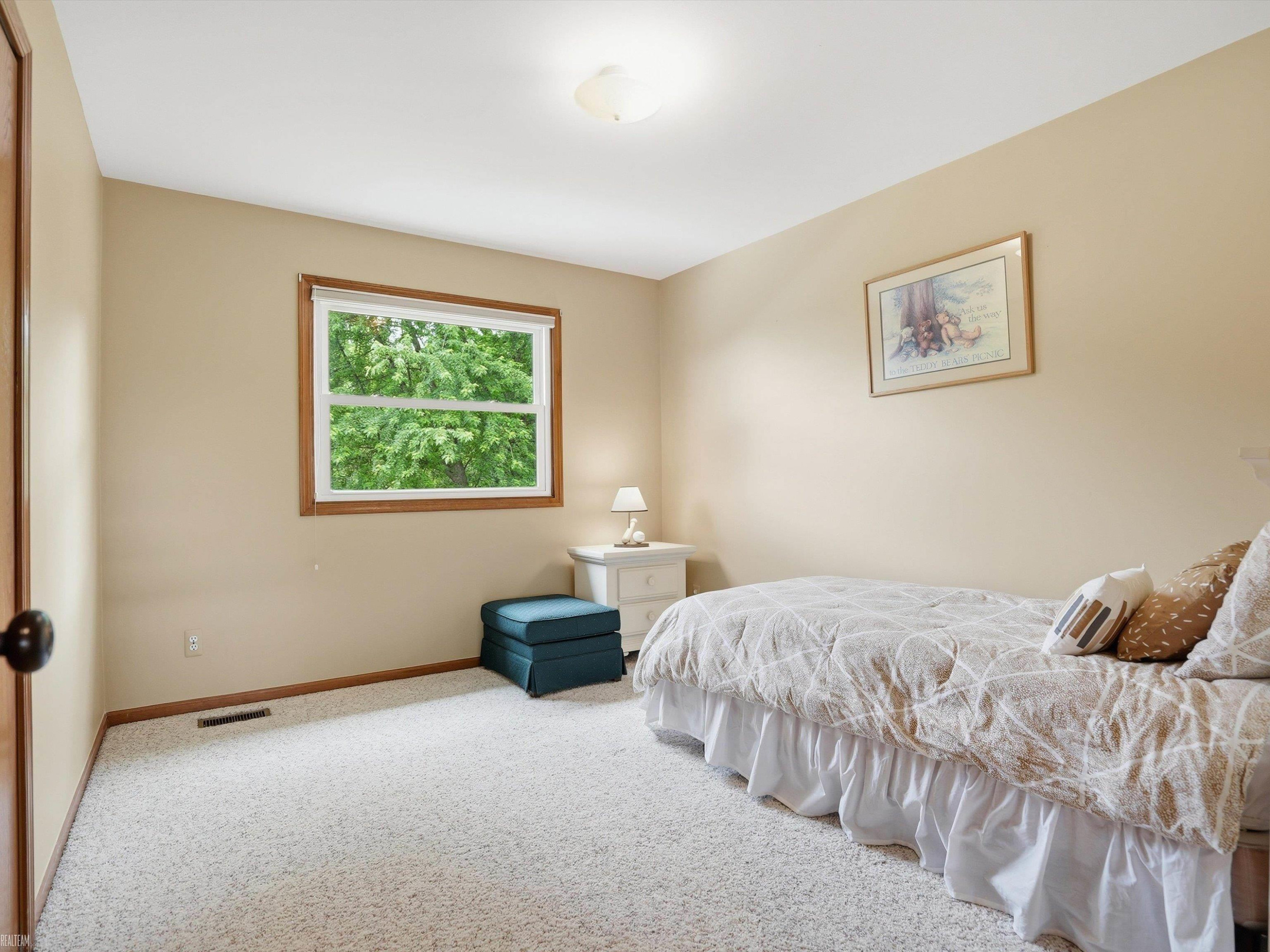 46288 Glen Pointe Drive, Shelby Twp, MI 48315 — Photo 43