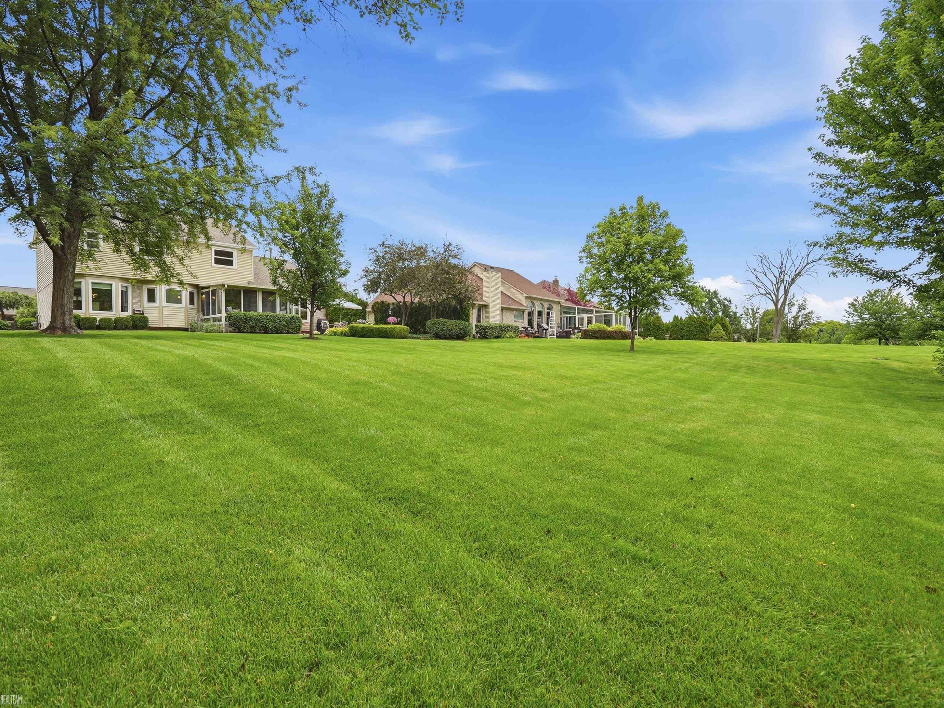 46288 Glen Pointe Drive, Shelby Twp, MI 48315 — Photo 55