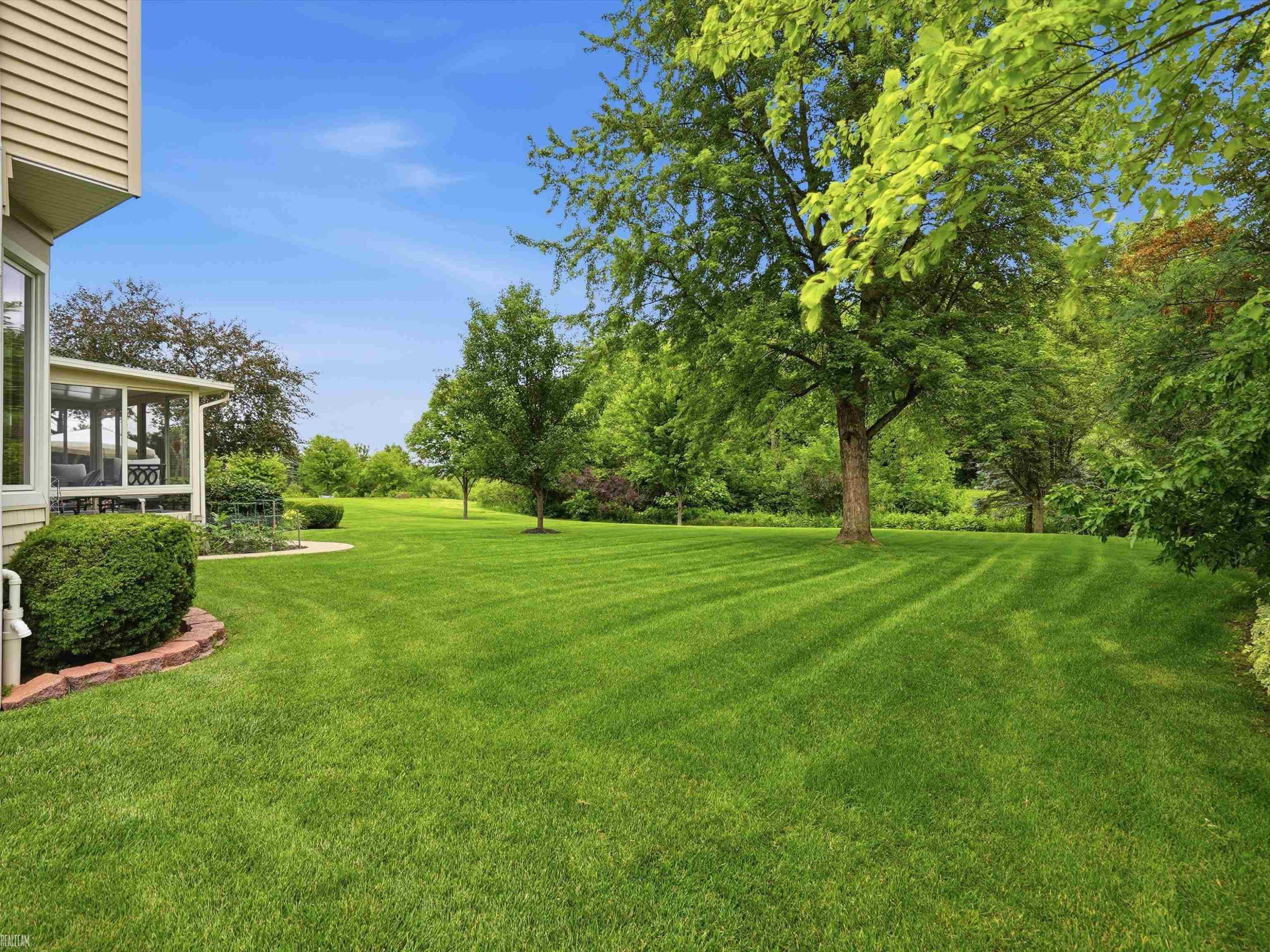 46288 Glen Pointe Drive, Shelby Twp, MI 48315 — Photo 58