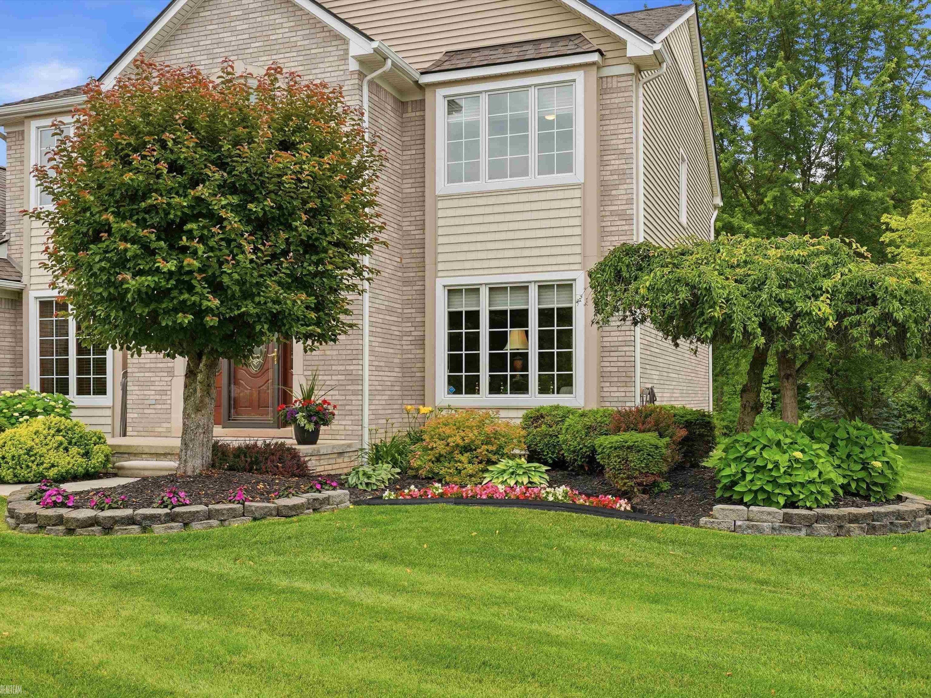 46288 Glen Pointe Drive, Shelby Twp, MI 48315 — Photo 61