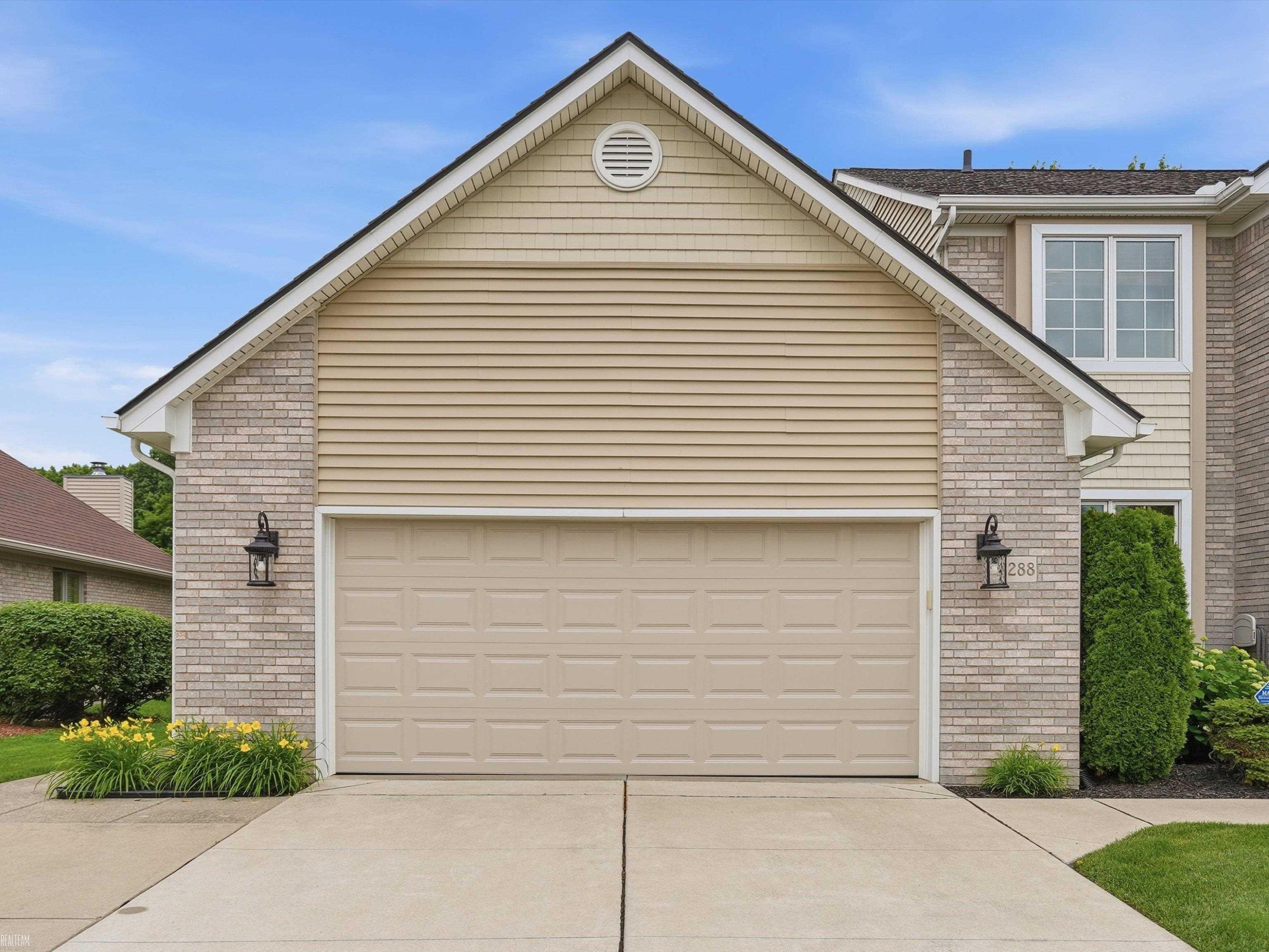 46288 Glen Pointe Drive, Shelby Twp, MI 48315 — Photo 64