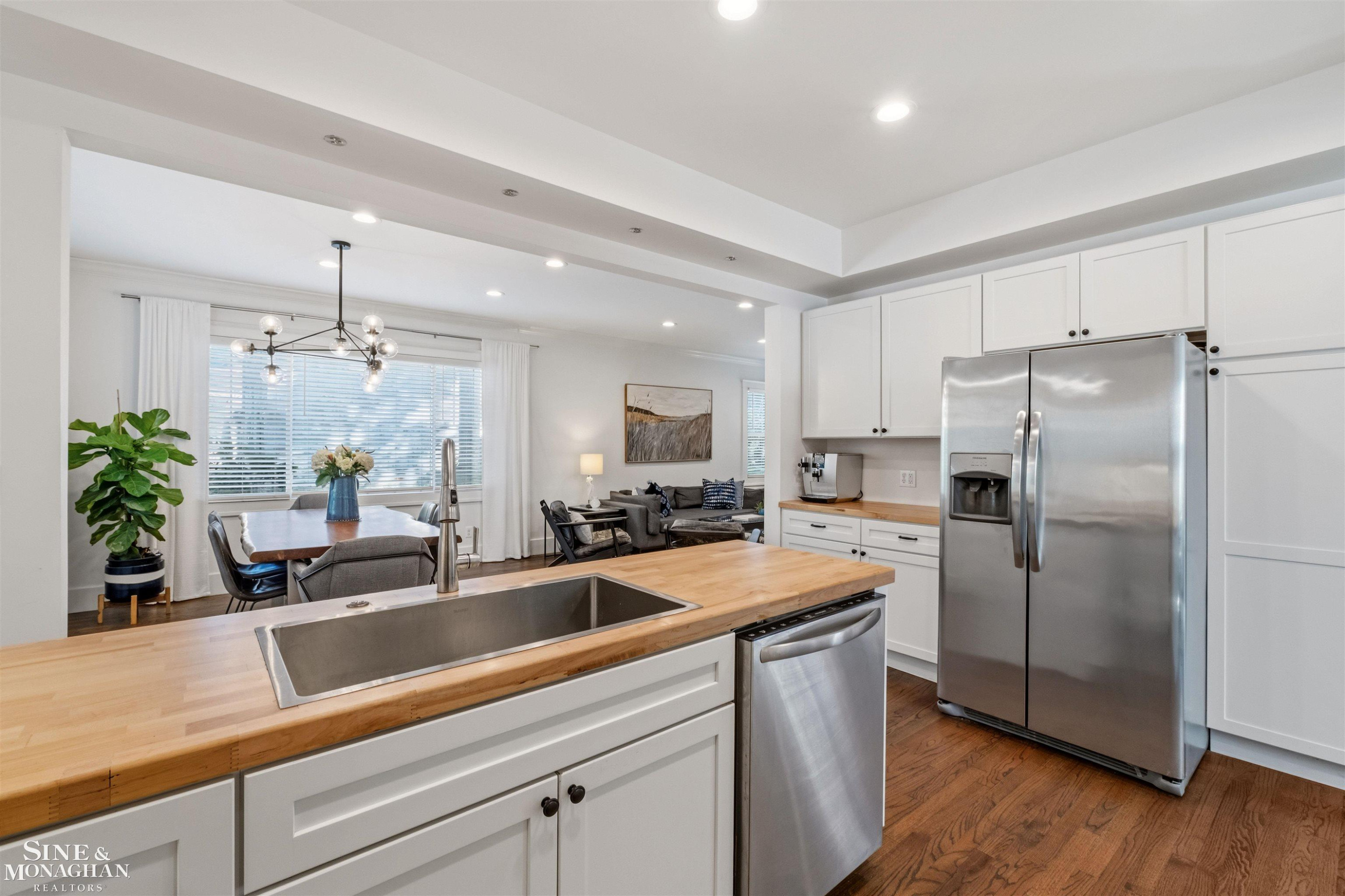 835 Cook Road, Grosse Pointe Woods, MI 48236 — Photo 13