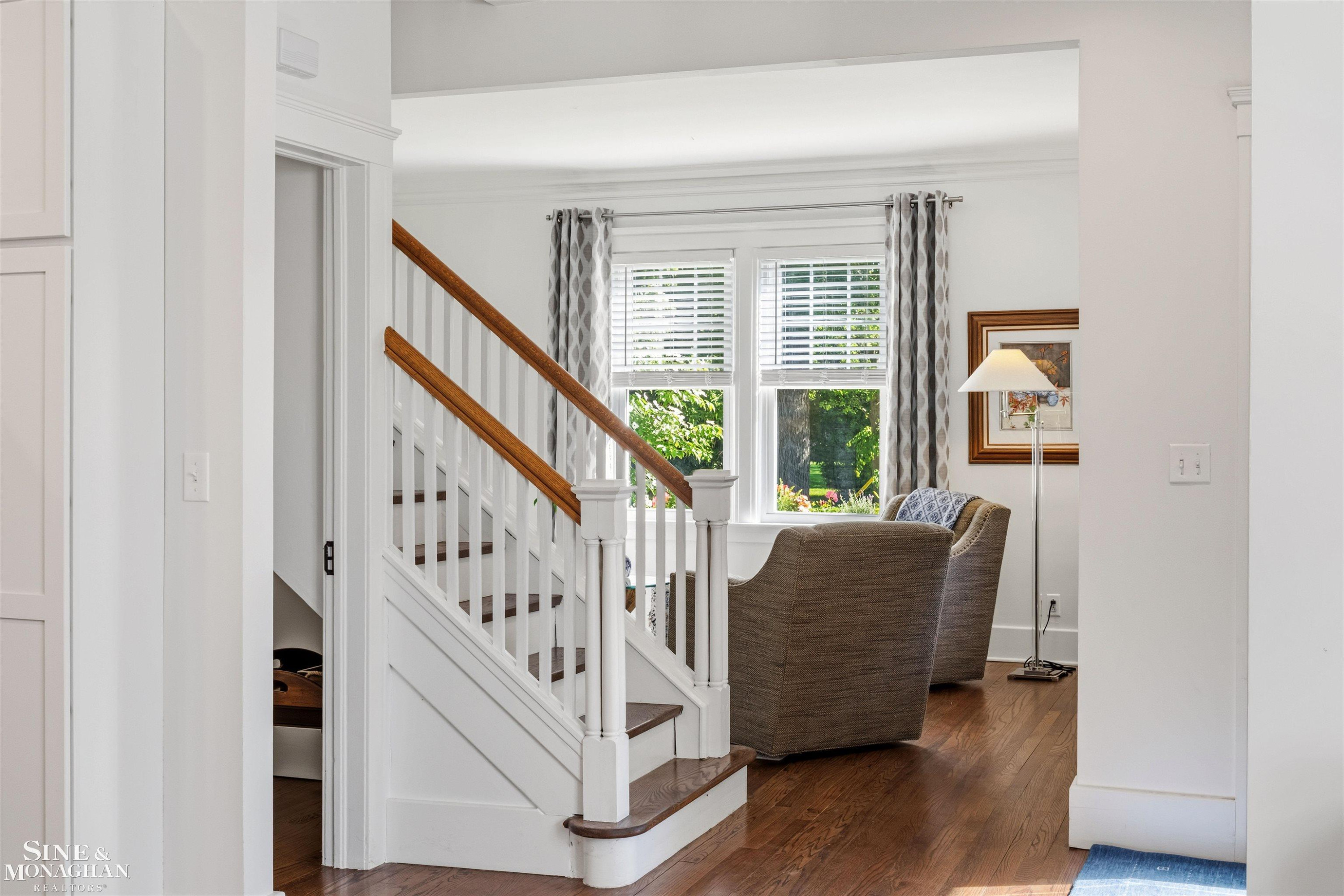 835 Cook Road, Grosse Pointe Woods, MI 48236 — Photo 25