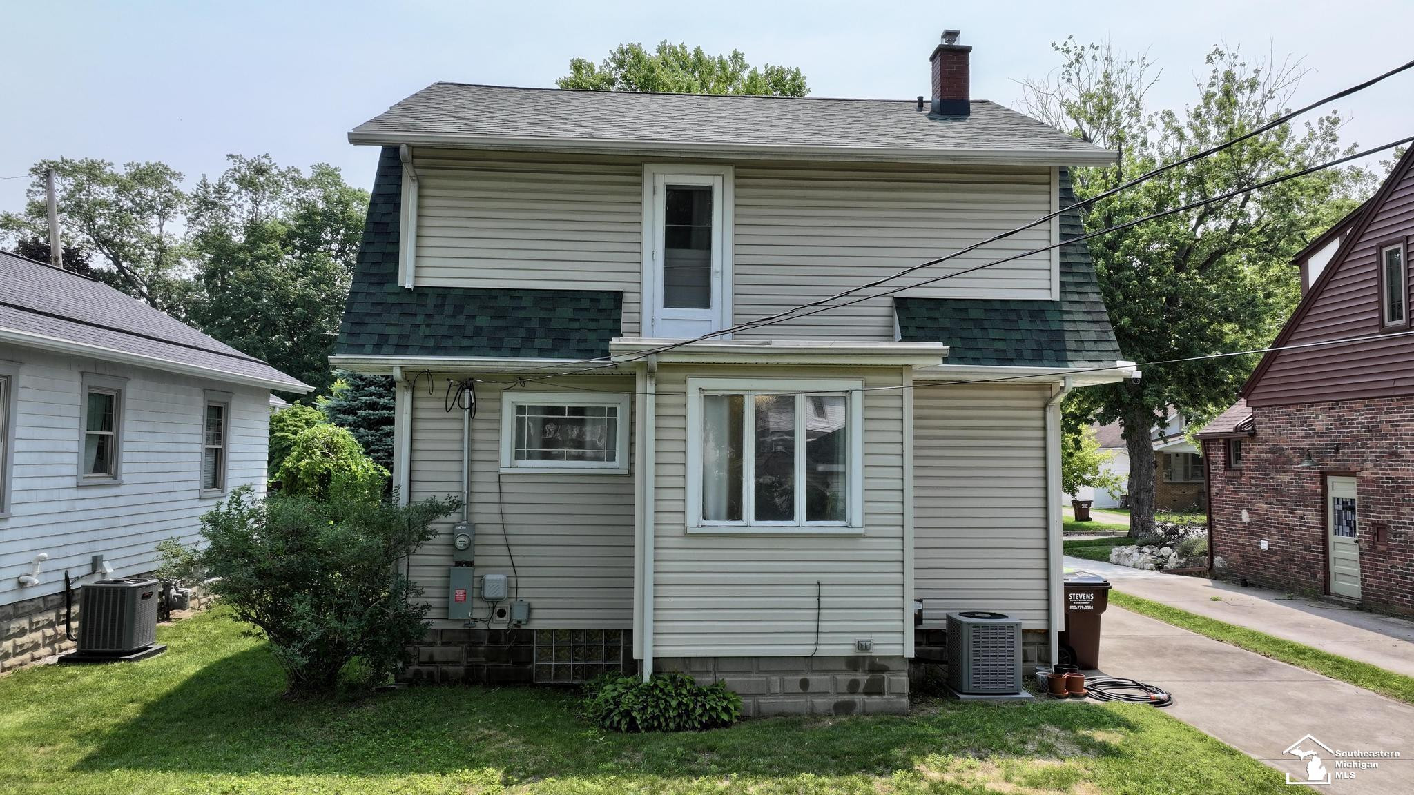 615 Borgess Avenue, Monroe, MI 48162 — Photo 8