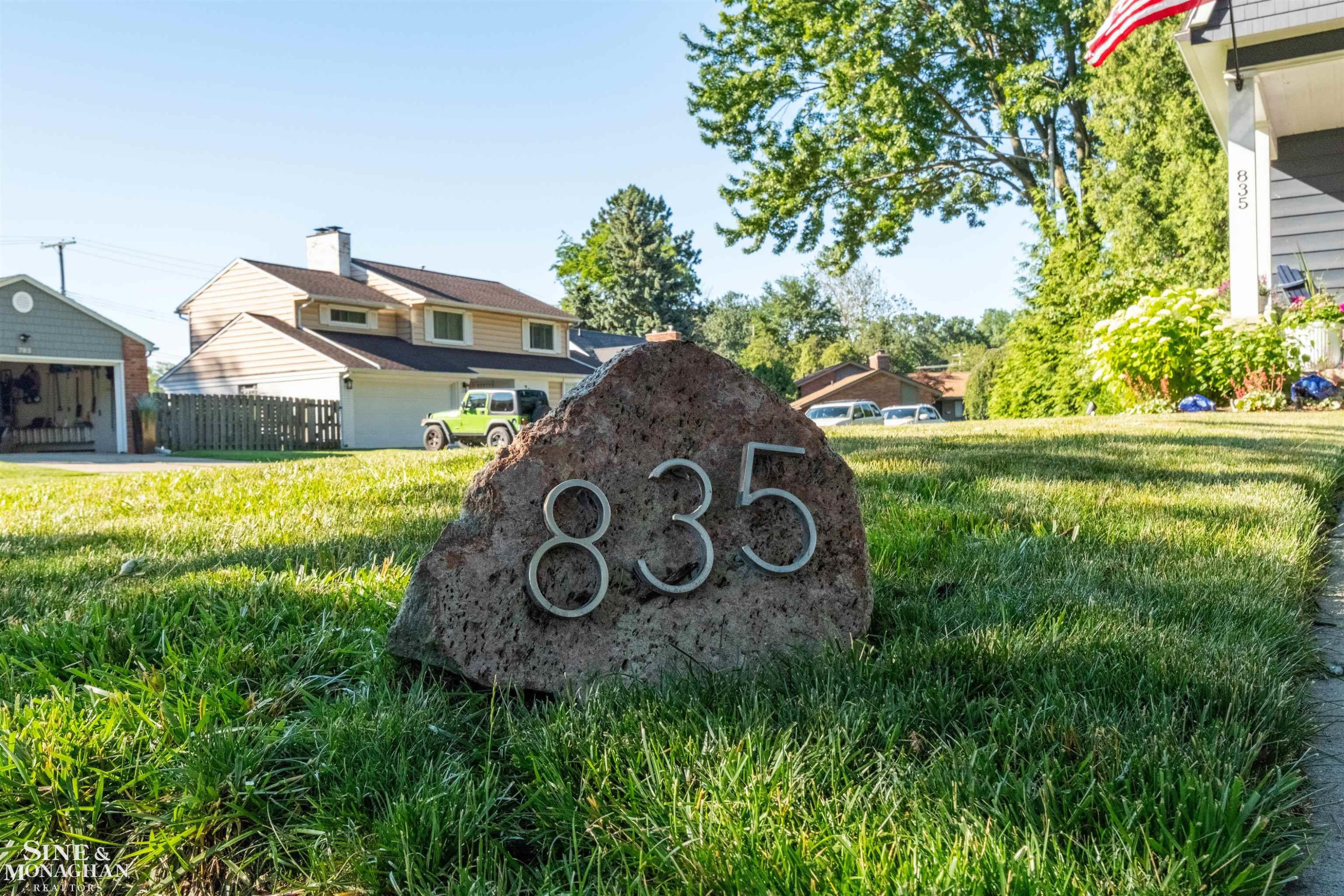 835 Cook Road, Grosse Pointe Woods, MI 48236 — Photo 50