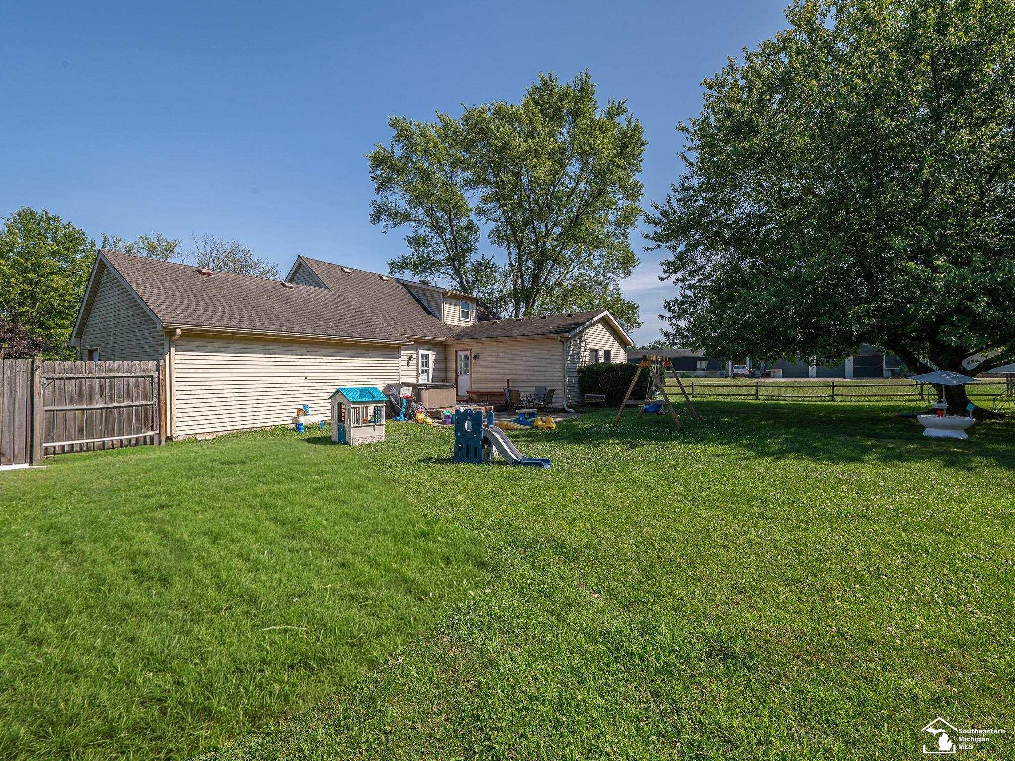 7299 Rumford Road, Temperance, MI 48182 — Photo 32