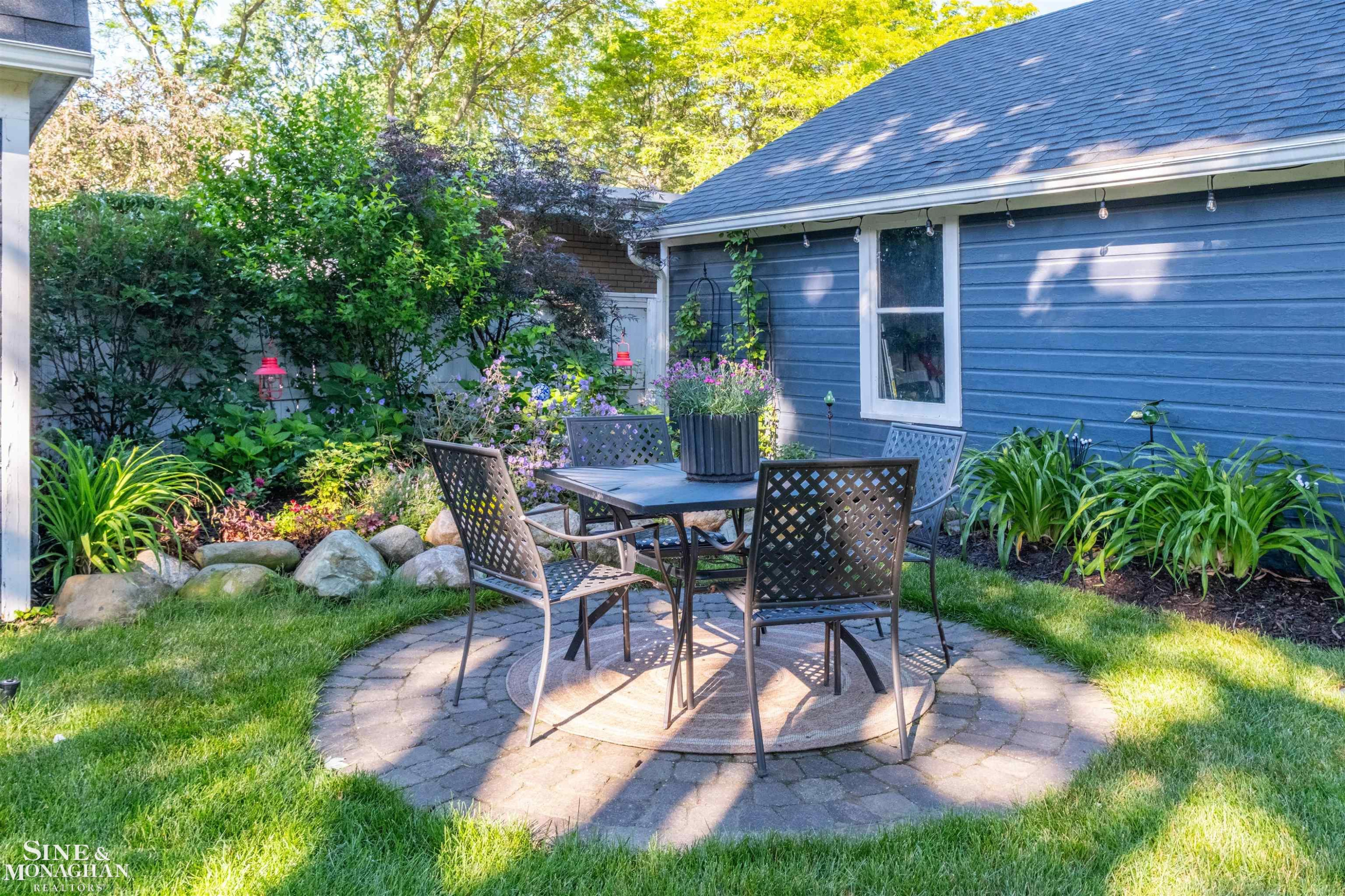 835 Cook Road, Grosse Pointe Woods, MI 48236 — Photo 53