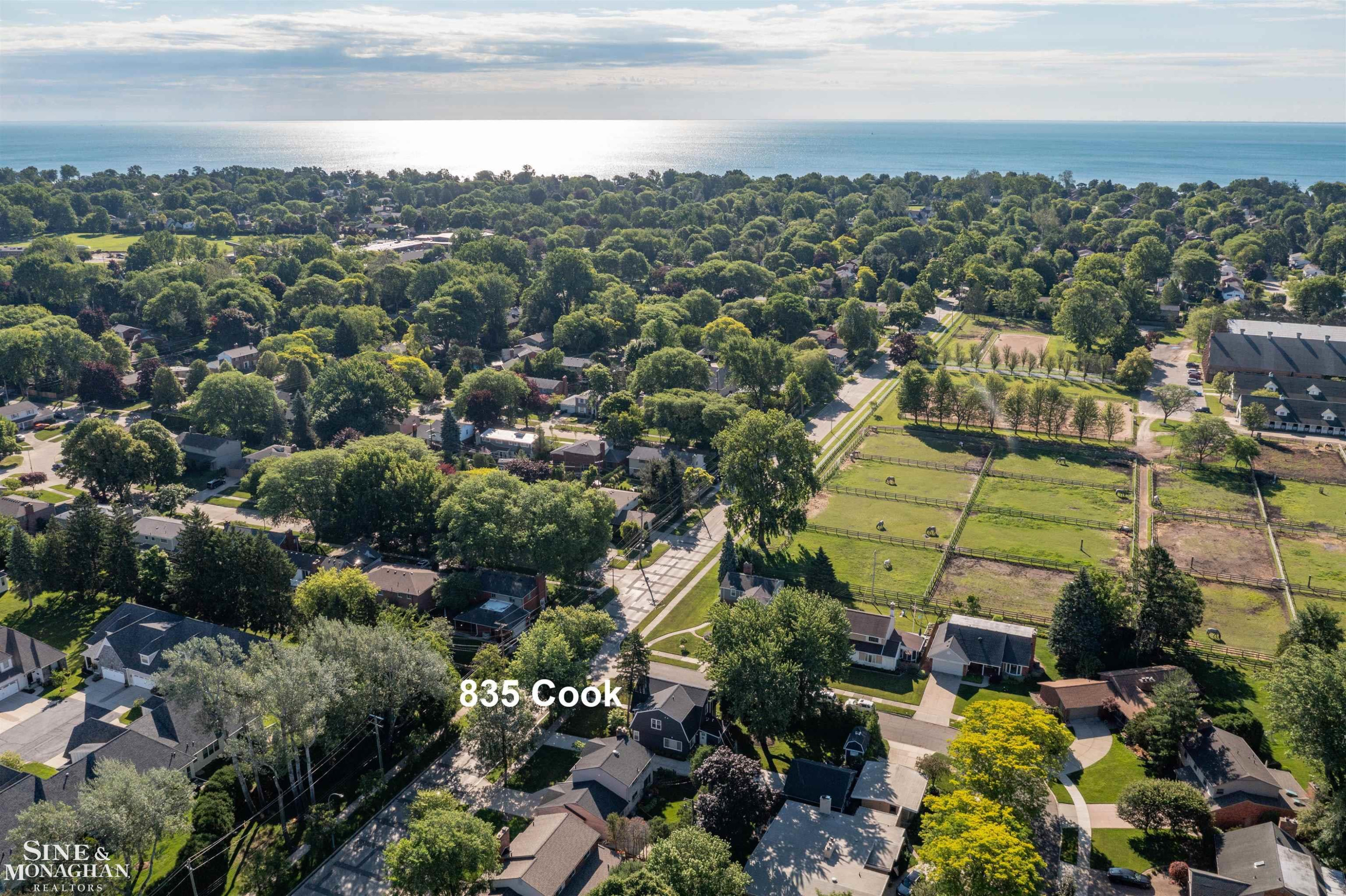 835 Cook Road, Grosse Pointe Woods, MI 48236 — Photo 59