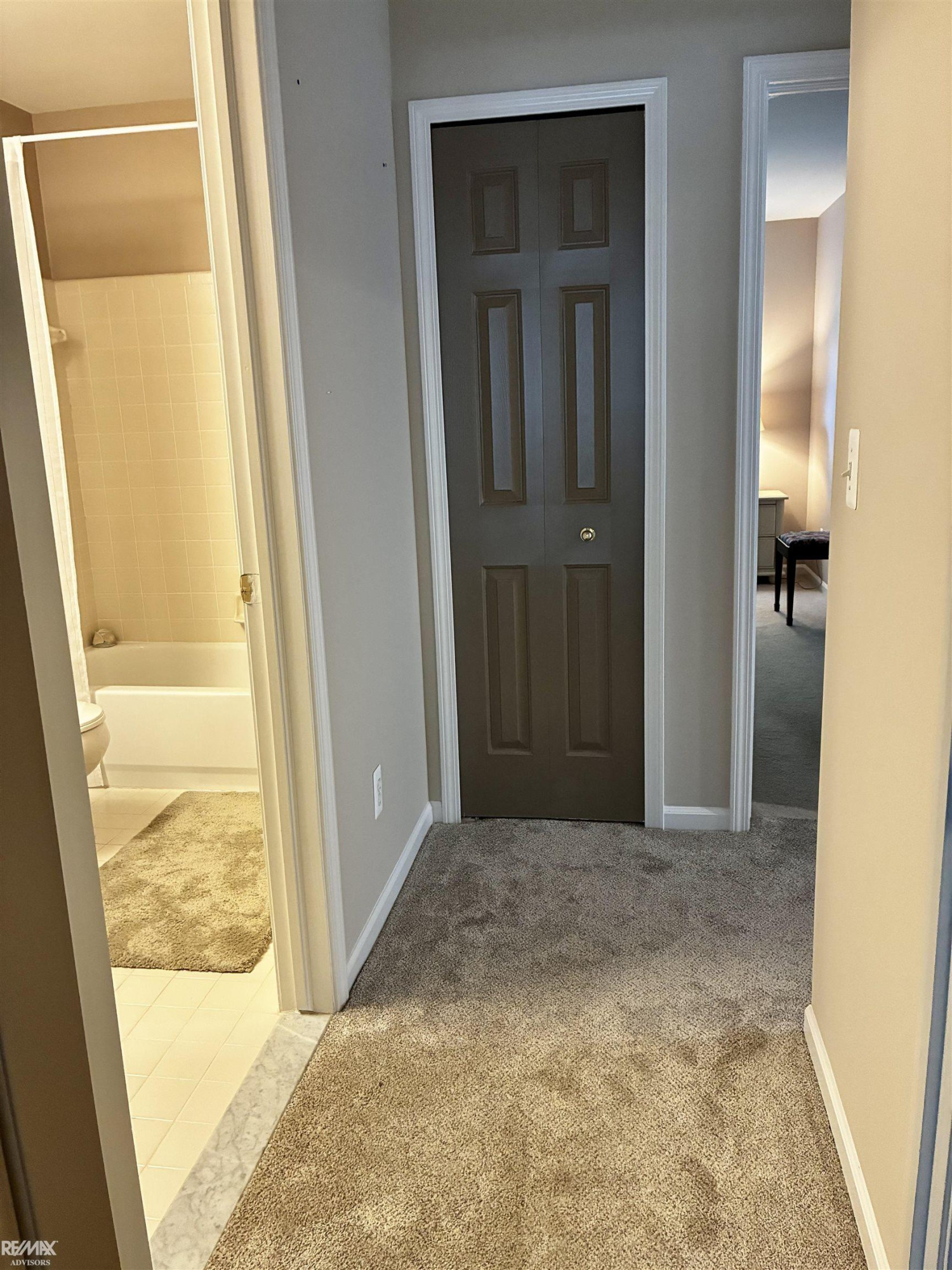 40135 Streamwood Court, Sterling Heights, MI 48310 — Photo 31