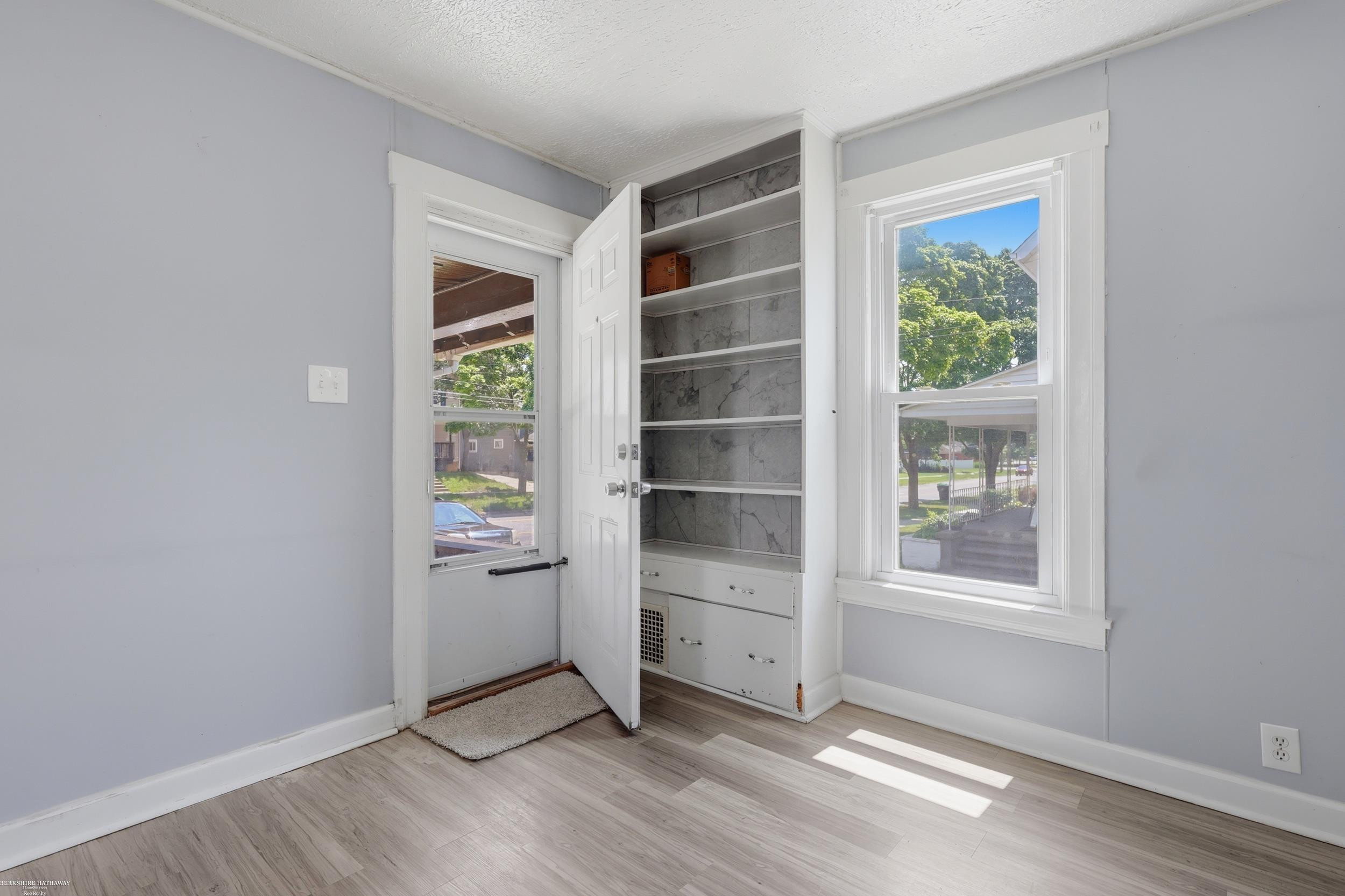 57 N Johnson Street, Pontiac, MI 48341 — Photo 7