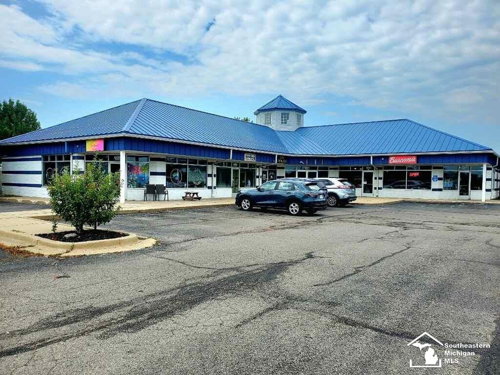 5071 N Dixie Road, unit # 5, Newport, MI 48166 — front exterior