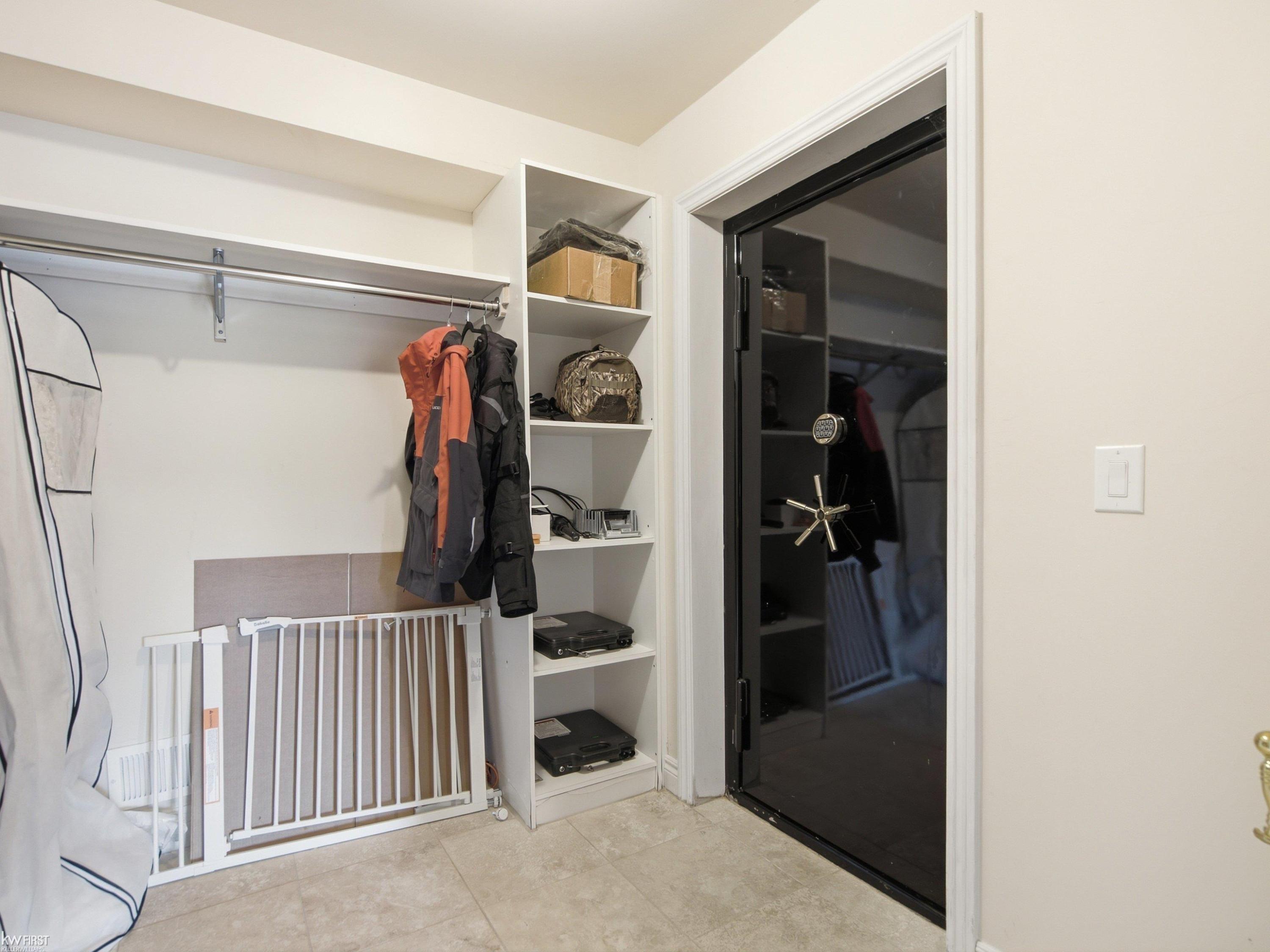 7511 Greene Haven Drive, Clarkston, MI 48348 — Photo 51