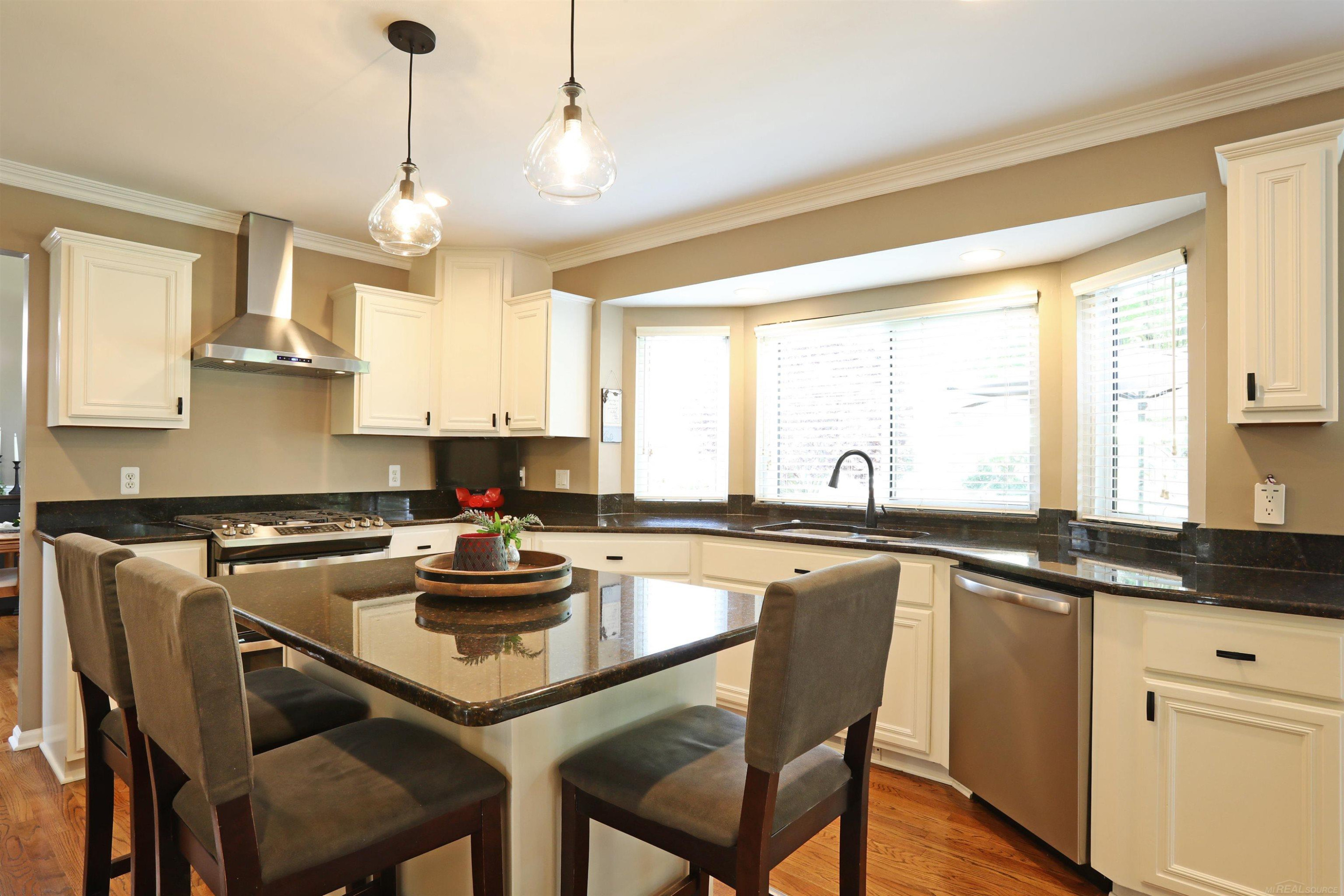 48535 Fairmont Drive, Macomb, MI 48044 — Photo 9