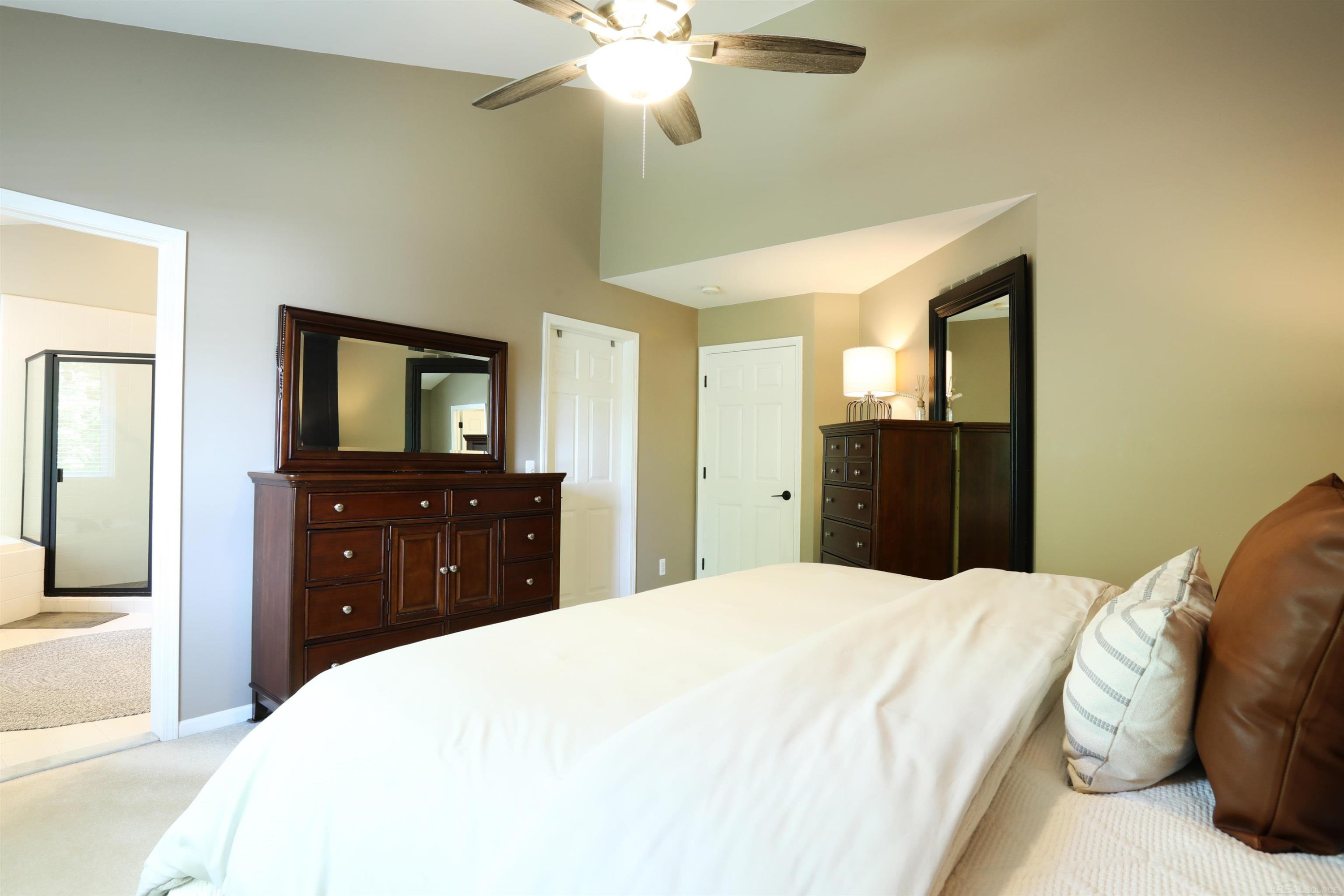 48535 Fairmont Drive, Macomb, MI 48044 — Photo 20