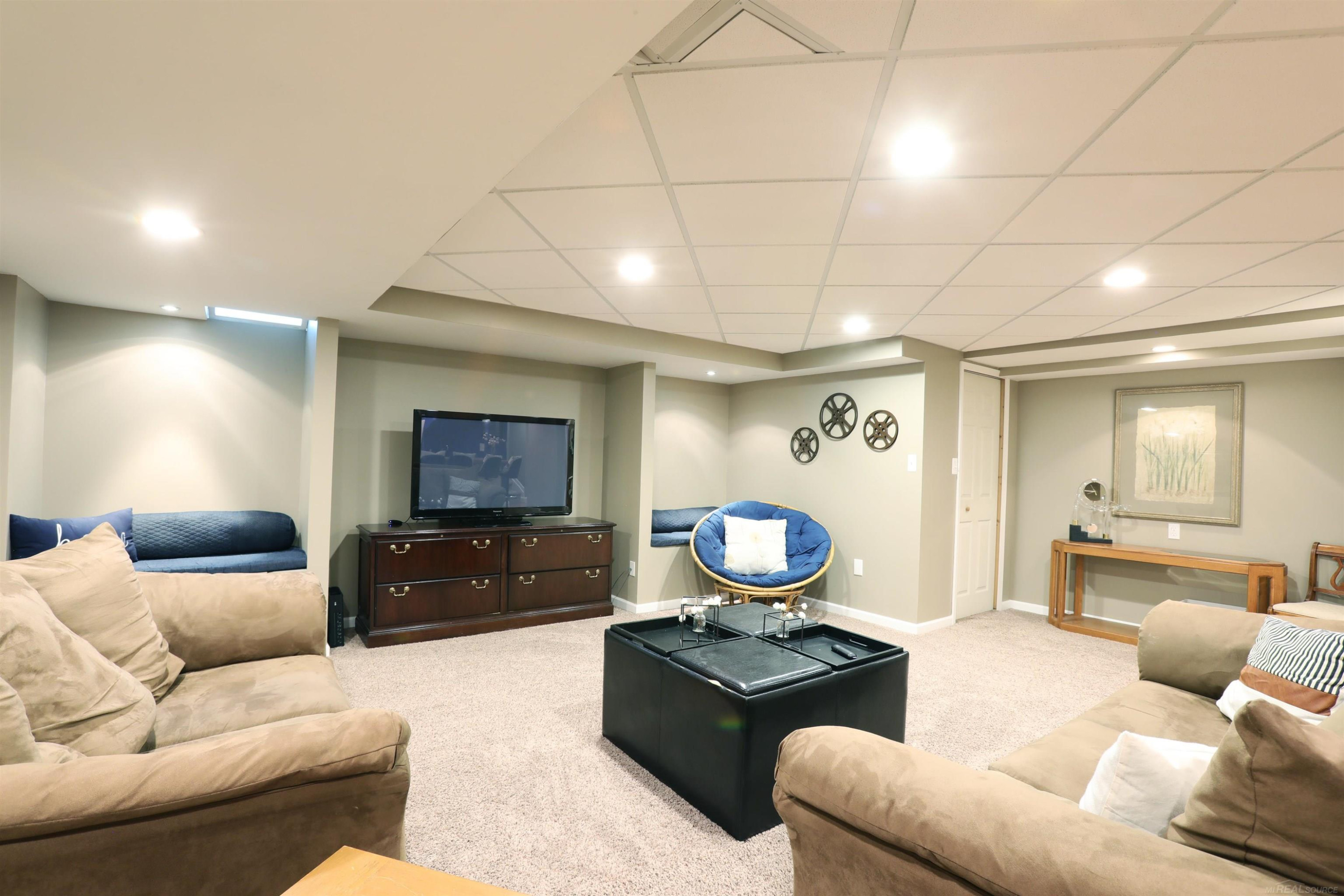 48535 Fairmont Drive, Macomb, MI 48044 — Photo 38