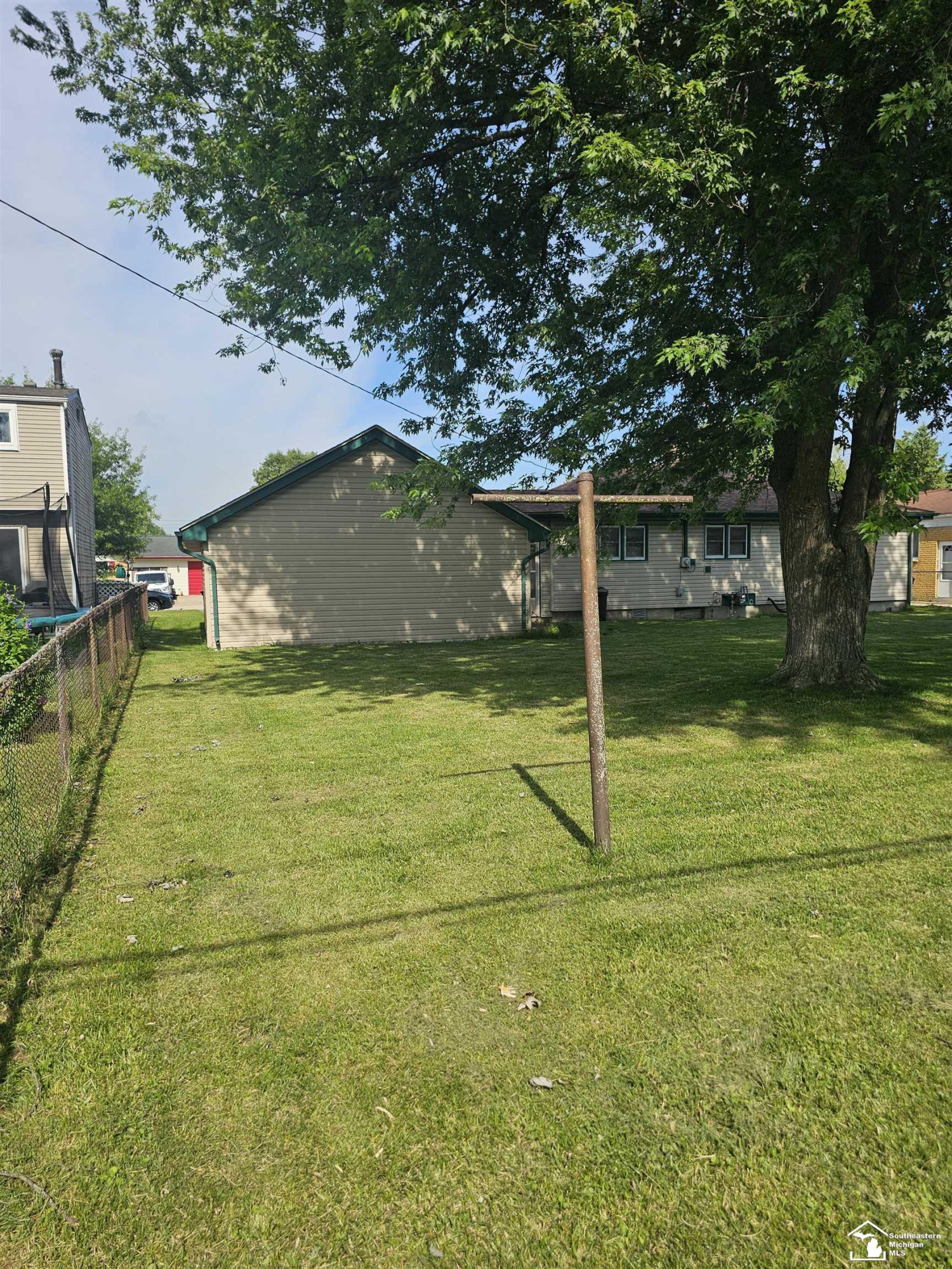 25425 Fairgrove Street, MI 48183 — Photo 7