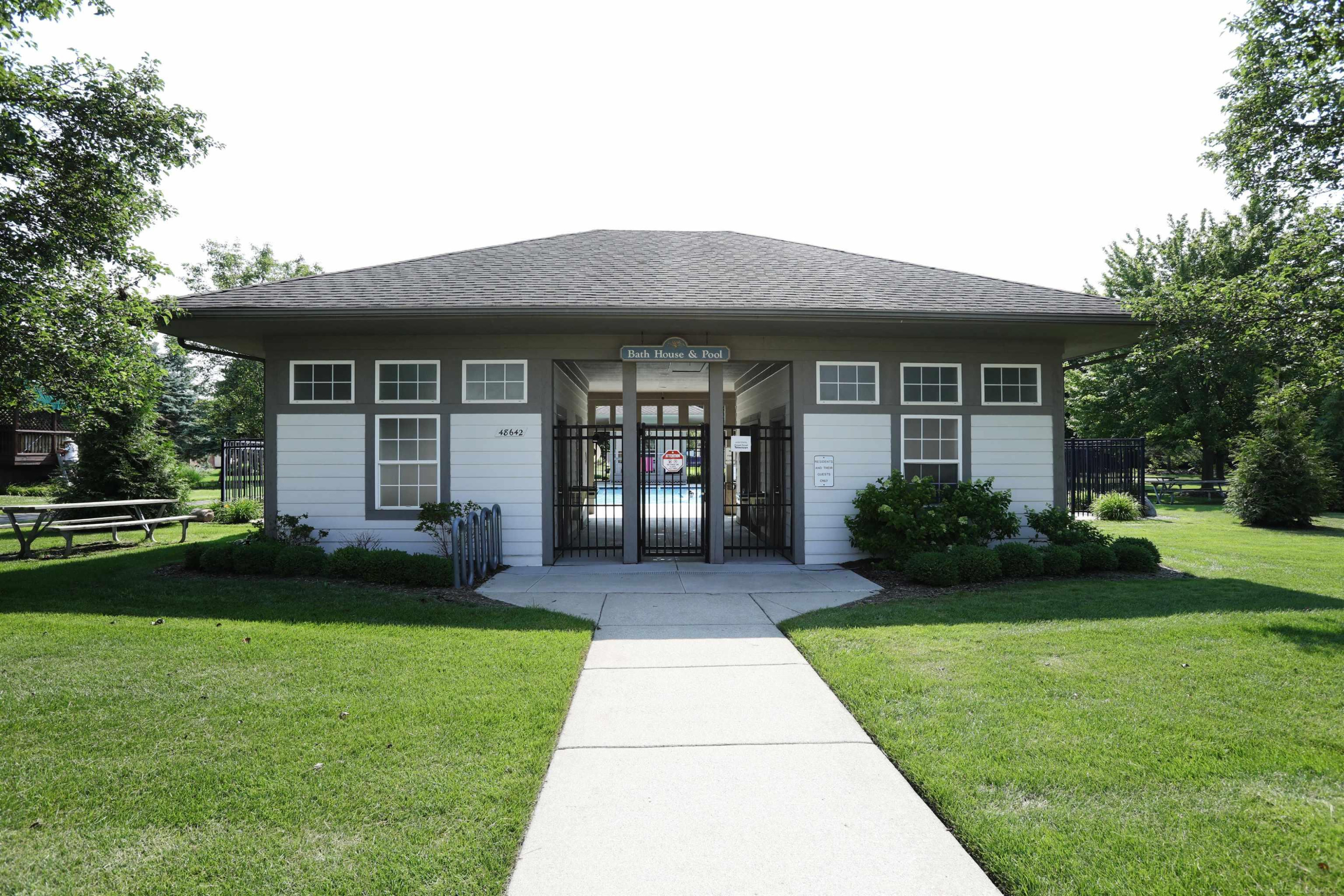48535 Fairmont Drive, Macomb, MI 48044 — Photo 55