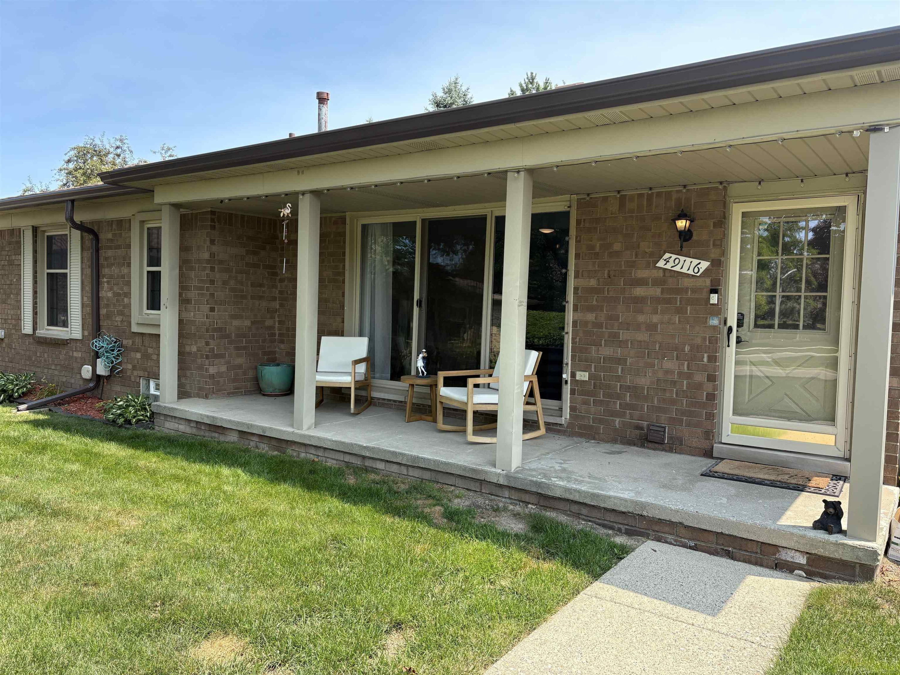 49116 Conway Court, Shelby Twp, MI 48315 — Photo 6