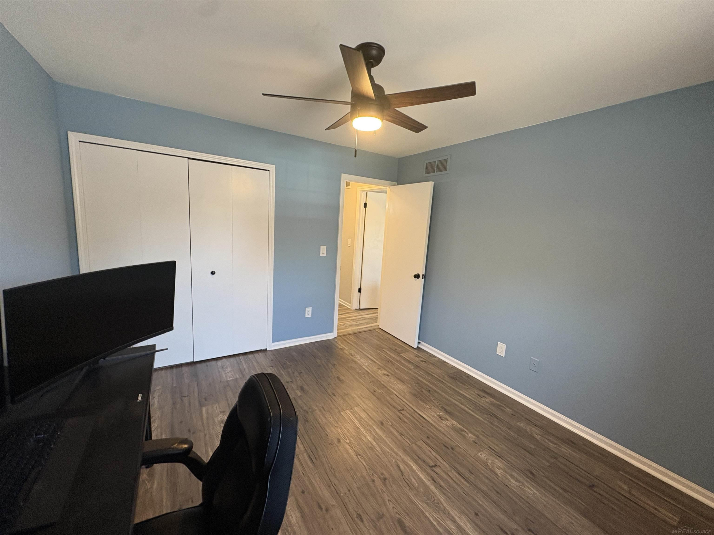 49116 Conway Court, Shelby Twp, MI 48315 — Photo 12