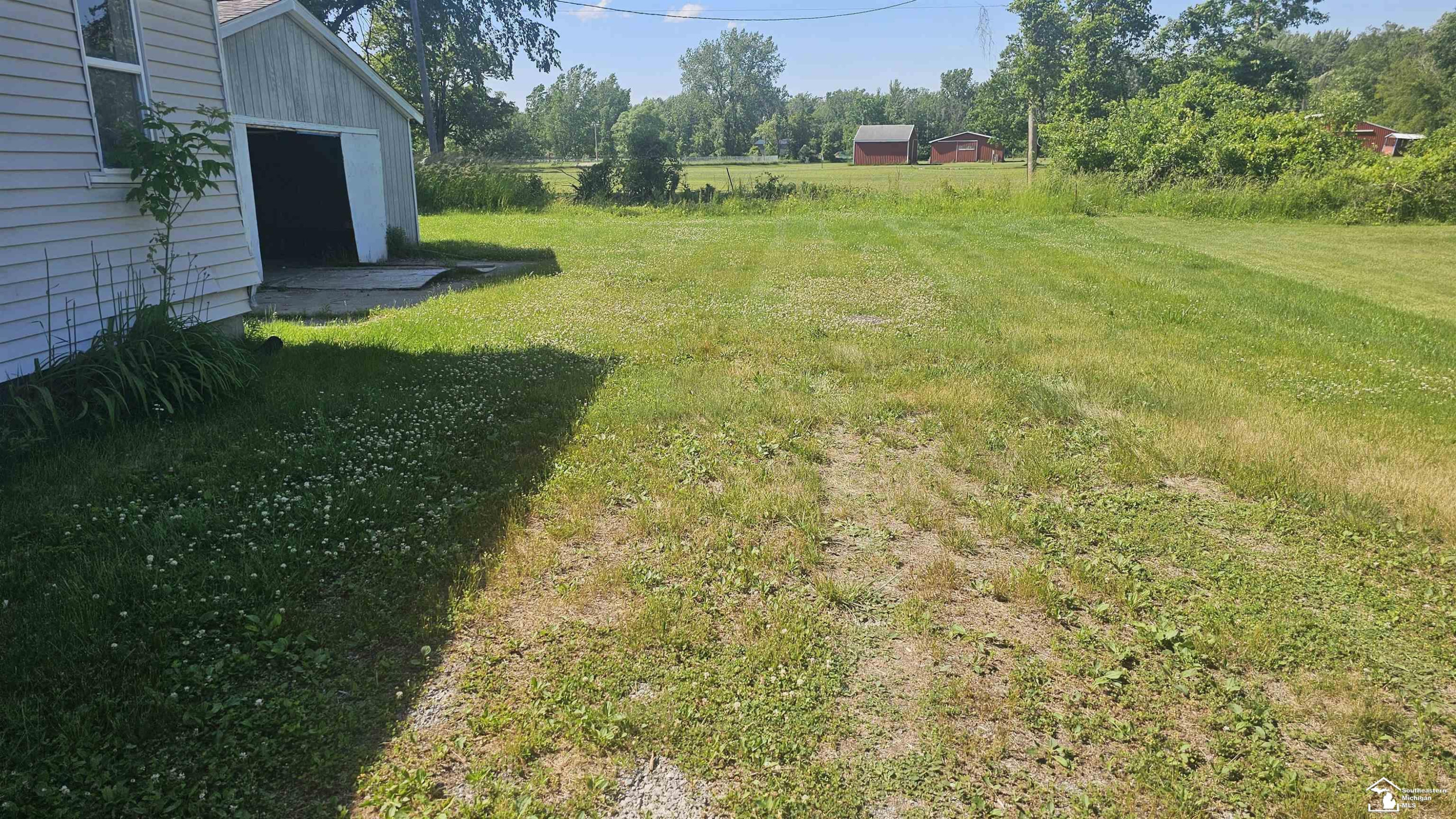 999 N Cass Avenue, Vassar, MI 48768 — Photo 2
