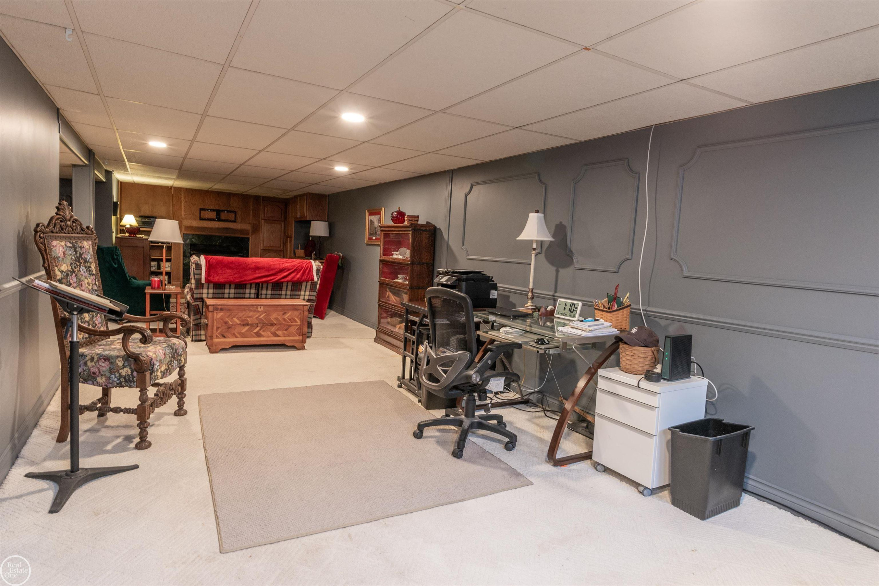 8324 Darlene Street, Warren, MI 48093 — Photo 19