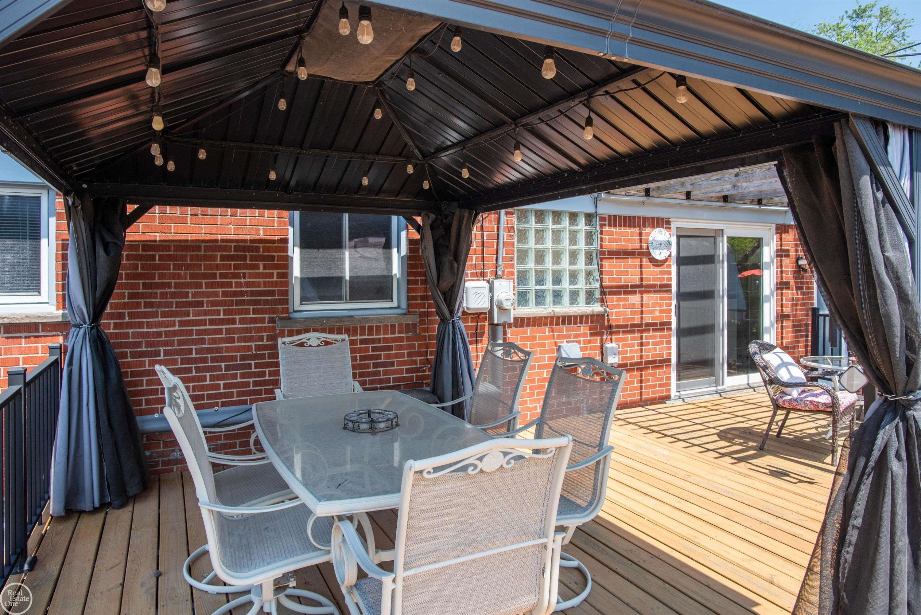 8324 Darlene Street, Warren, MI 48093 — Photo 25