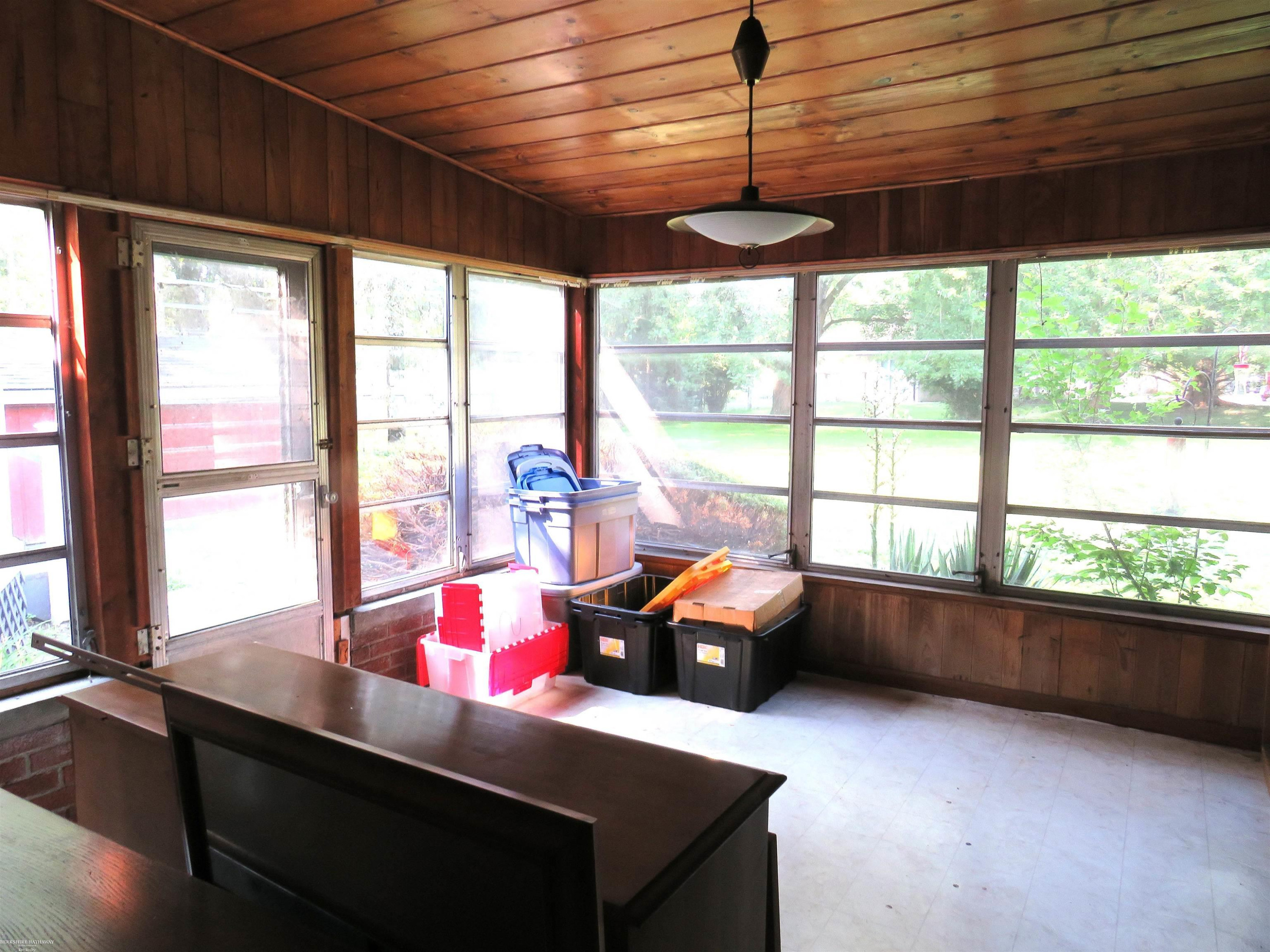 42501 Utica Road, Sterling Heights, MI 48314 — Photo 14