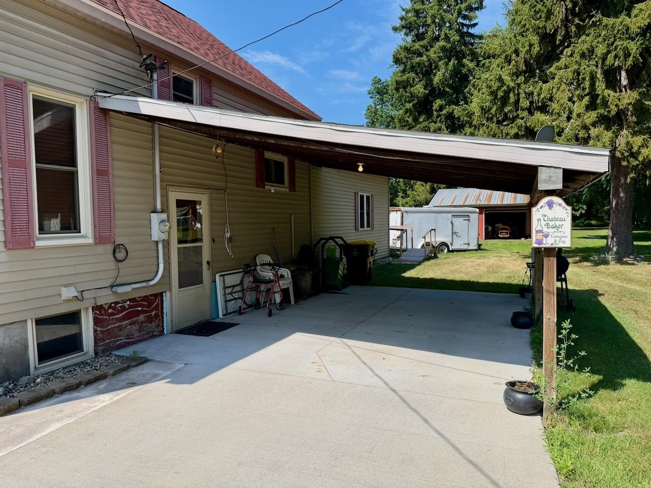 623 N Line Street, Chesaning, MI 48616 — Photo 13
